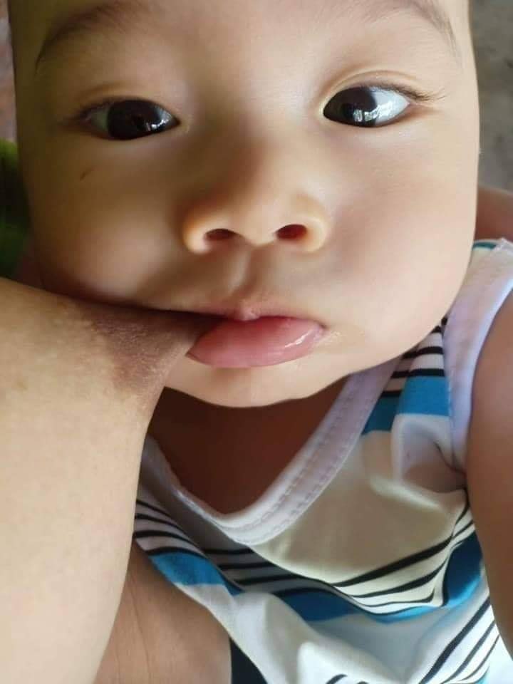 Đàn ông sao hiểu được nỗi đau này 😌😌😌
Cre: Mommy, Daddy and Baby