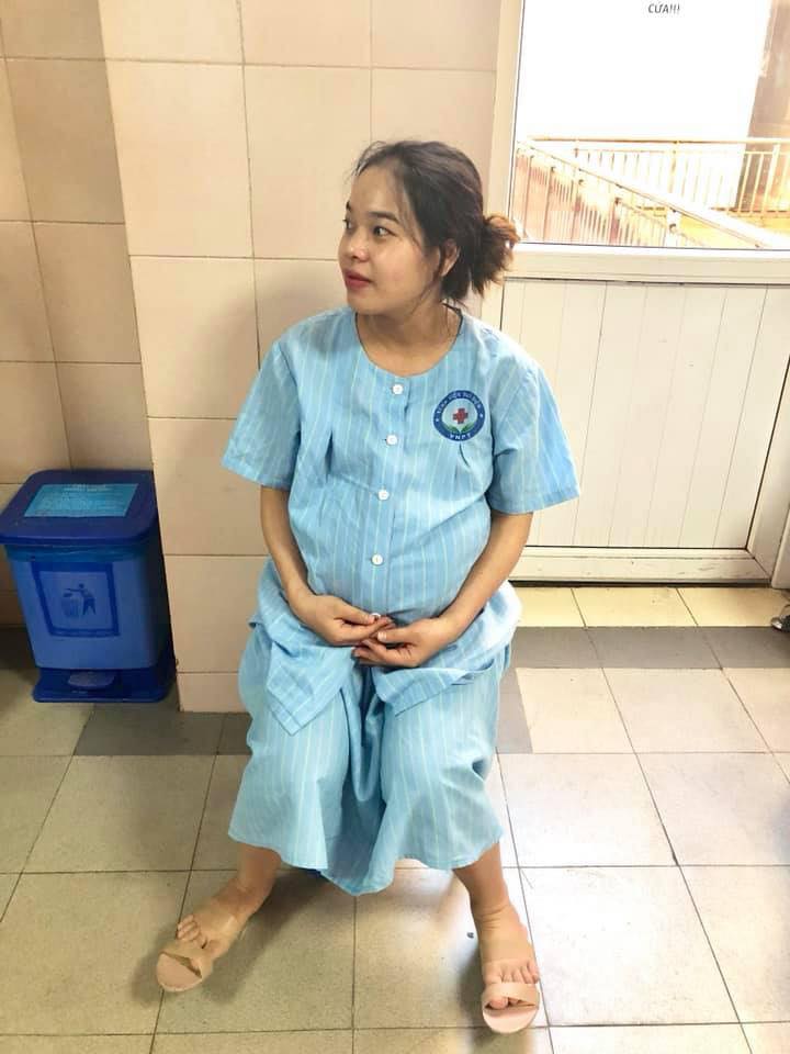 Bầu đến lúc đi đẻ vẫn phải xinh
Các mẹ khoe ảnh bầu bí đi ạ😁