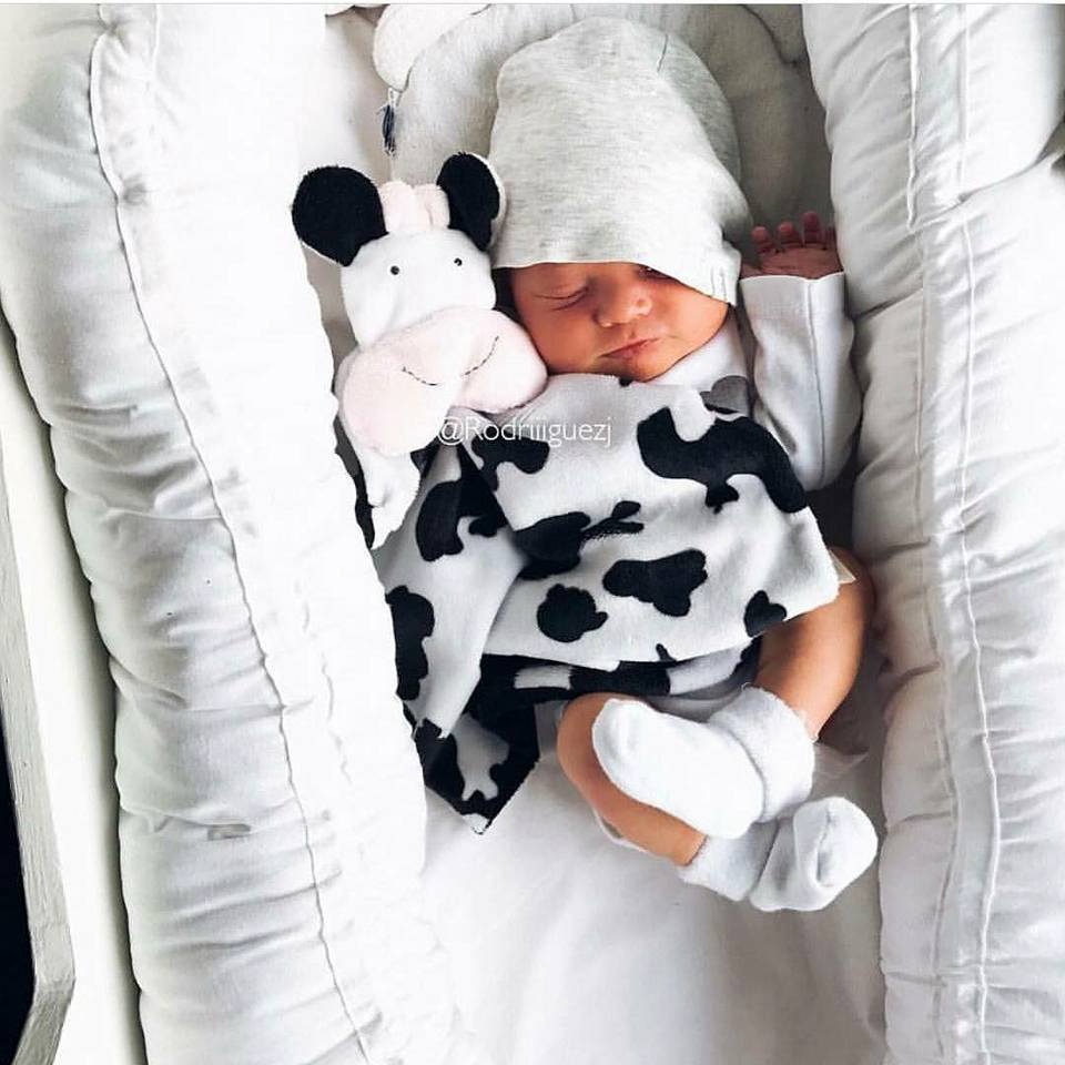 Ngắm con ngủ yêu quá các mẹ nhỉ