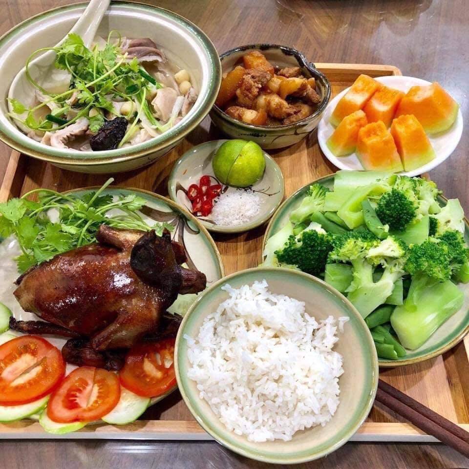 Cơm bà đẻ nhà người ta.....
A yêu mà nấu cho e ăn như này e tình nguyện đẻ cả đội bóng luôn 😂😂😂😂😂