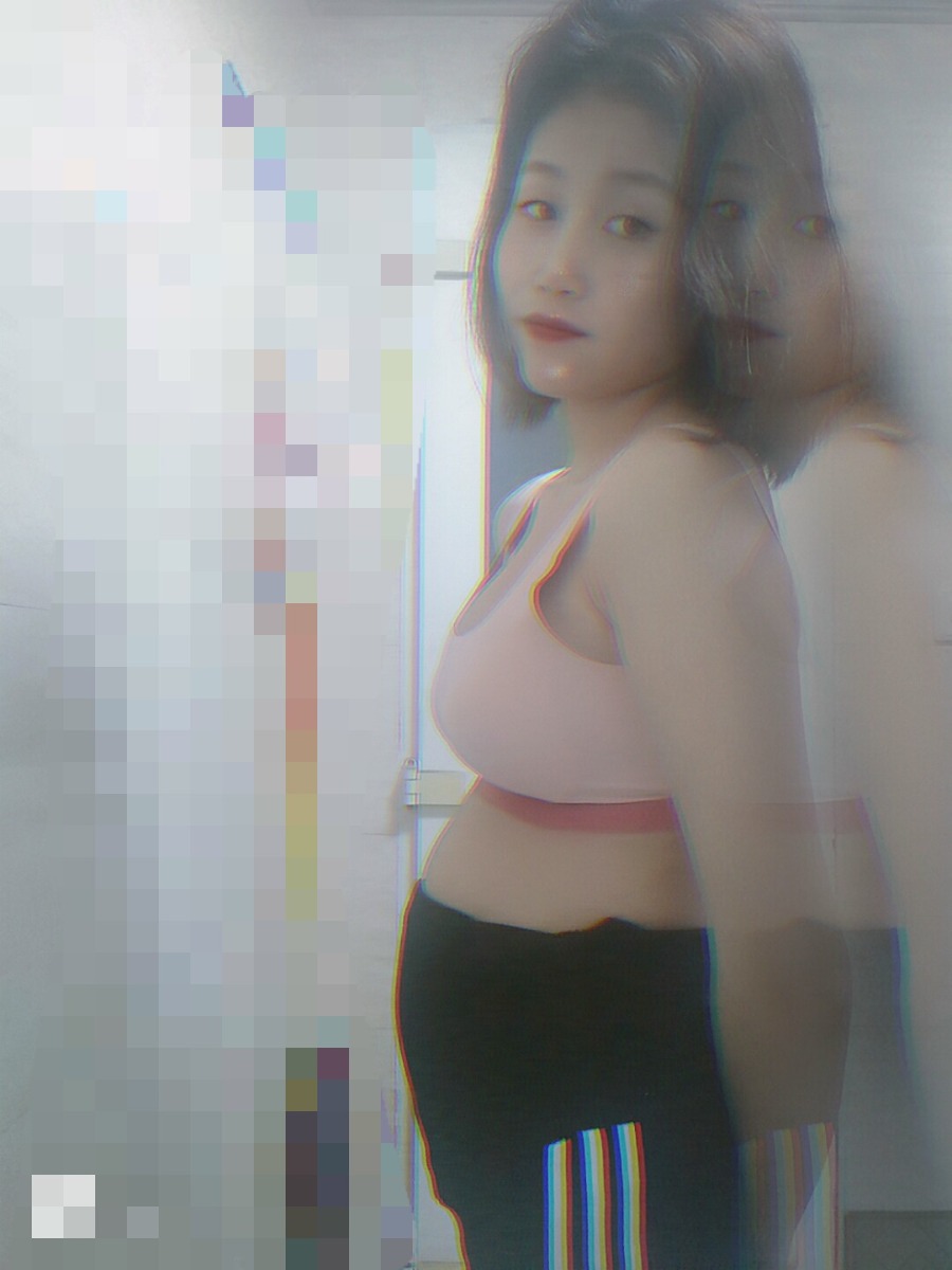 Các mom tháng 10 sau rồi nè, có cảm giác được con máy chưa ạ, nay 18w không biết chim non hay bướm non mà em ấy nghịch ngợm lắm ạ! 
#tự nhiên đăng xong lỡ tay xóa nên giờ phải đăng lại hihi