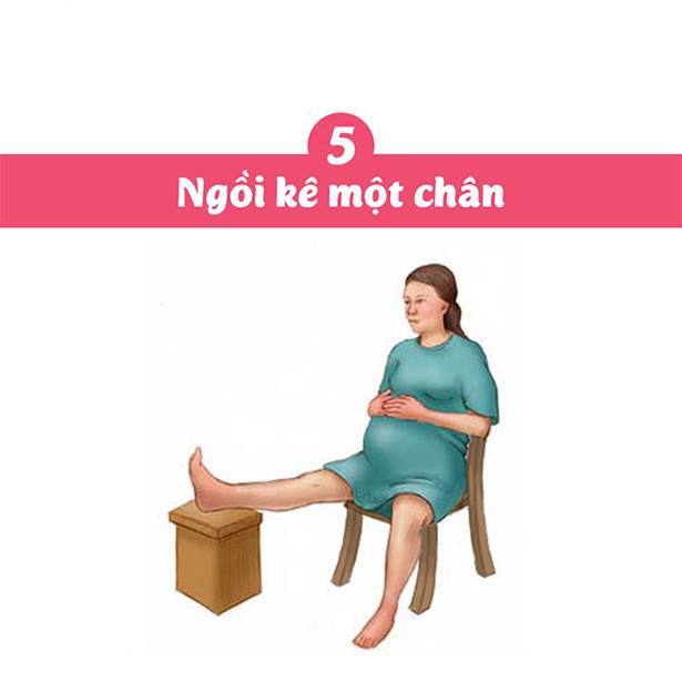 10 TƯ THẾ GIẢM ĐAU KHI CHUYỂN DẠ‼️

Giai đoạn chuyển dạ mẹ bầu sẽ cảm thấy mệt mỏi, bụng đau và thúc mạnh đến mức gần như không thể chịu đựng được. Để bớt cơn đau, mẹ hãy tham khảo các tư thế đứng, ngồi gợi ý dưới đây nhé