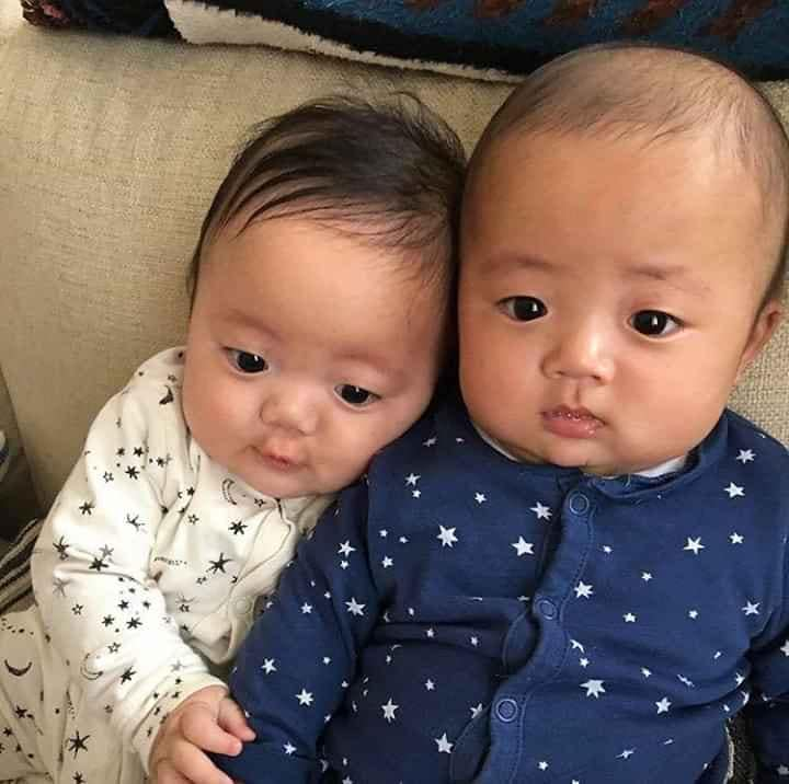 Sinh đôi kute vãi các mom nhỉ 😂🤣🥰
Nhìn mà thèm