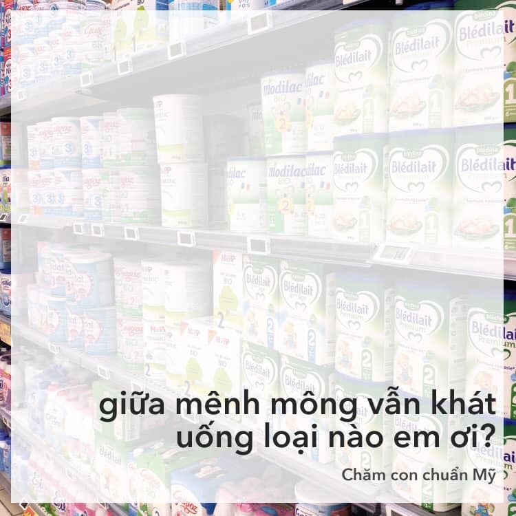 🍼 LỰA CHỌN SỮA CÔNG THỨC NÀO CHO CON TRẺ?

🎧 Ghi từ livestream của Đài Tiếng nói Nhân dân Thành phố Hồ Chí Minh - VOH và thạc sĩ Công Minh - trưởng khoa Dinh dưỡng tiết chế - Bệnh Viện Nhi Đồng Thành Phố

🏵 ThS. BS. Minh khẳng định, lựa chọn sữa nào cho con là một câu hỏi hay và rộng. Với những nguyên tắc cơ bản sau, phụ huynh có thể có lựa chọn cho riêng mình.

🥇 SỮA MẸ LÀ TỐT NHẤT CHO SỰ PHÁT TRIỂN CỦA TRẺ SƠ SINH VÀ TRẺ NHỎ

🎖 Đầu tiên là phải khẳng định chân lý này, mọi đứa trẻ sinh ra đều cần được bú mẹ càng sớm càng tốt trong một giờ đầu sau sinh, cho tới ít nhất 6 tháng đầu đời. Nếu mẹ có đủ sữa, trẻ có thể bú mẹ tới 18 - 24 tháng (kèm theo ăn dặm).

🎗 Từ sau sáu tháng, dự trữ vi lượng mẹ truyền sang đã cạn, năng lượng nhu cầu của con trẻ lại cao hơn (lăn lê bò toài, học ăn học nói học gói học phá) nên sữa mẹ đơn thuần không còn đủ nữa. Hoặc khi sữa mẹ ít quá hoặc mất sữa, đương nhiên ta cần đến sữa công thức.

🚀 SỮA MẸ LÀ TỐI ƯU VỀ ĐẠM WHEY CHO TIÊU HOÁ VÀ HẤP THU CỦA TRẺ

🎯 CHƯA CÓ LOẠI SỮA CÔNG THỨC NÀO CÓ THỂ GIỐNG SỮA MẸ

🍼 BÍ QUYẾT MUA SỮA HỘP Ở SIÊU THỊ
- Không nên mua hộp sữa bày hàng ngoài (do có thể là cận HSD hoặc nhiều người xem có thể đã rơi, móp méo nhỏ mà không nhìn kĩ sẽ không thấy).
- Nên mua hộp ở phía trong.
- Không bao giờ ham rẻ mua sữa móp méo vì sẽ có rò rỉ li ti mình không nhìn thấy được.

🍼 MUA SỮA NỘI, SỮA NGOẠI HAY XÁCH TAY?
Bác sĩ Minh chia sẻ, ba loại này nếu người mua có thể kiểm soát tốt từ đầu vào - bảo quản - vận chuyển - đầu ra thì đều tốt như nhau. Ta không cần sính ngoại, trừ khi sữa đó quá ưu việt và đặc thù (sữa chuyên biệt).

🍭 Một sữa được chọn cần đảm bảo các yêu cầu sau:
1 - 💲 Giá hợp lý với kế hoạch chi tiêu mỗi 6 tháng của gia đình. Tránh vì yếu tố tài chính mà mỗi tháng một loại sữa.
2 - 🔄 Nguồn cung ổn định (nhãn hàng phổ biến). Tránh dừng nguồn hàng đột ngột làm con phải đổi sữa mới (không hợp vị, ăn kém, dị ứng, rối loạn tiêu hoá).
3 - ☑️ Nhà sản xuất uy tín, không scandal.
4 - 👁‍🗨 Không mua hàng xách tay. Do không kiểm soát được khâu vận chuyển, bảo quản (nhồi nhét, đè nén bao bì).
5 - 🚼 Quan trọng nhất: Đáp ứng được bé yêu. Cụ thể là con thích hương vị đó, tăng cân, không ôn ói, ọc ạch, ngủ ngoan, không táo bón.

⏭ NHÀ NÀO CŨNG SẼ PHẢI ĐỔI SỮA ĐÔI BA LẦN...

🔼 Sữa cuối cùng được chọn là sữa mà con uống được, ngon lành, ngủ tốt, lên cân. Chứ không phải là sữa xịn, ngoại và đắt tiền.

😌 Hy vọng nhờ những lời khuyên này, các mẹ sẽ có thêm bản lĩnh và kế hoạch khi mua sữa công thức cho con.

🥰 Cảm ơn bác sĩ Công Minh đã chia sẻ hết sức dễ hiểu và thực tế tới các thính giả!

BS. Đỗ Tiến Sơn - ghi lại sau 30 phút du học ở Sài Gòn