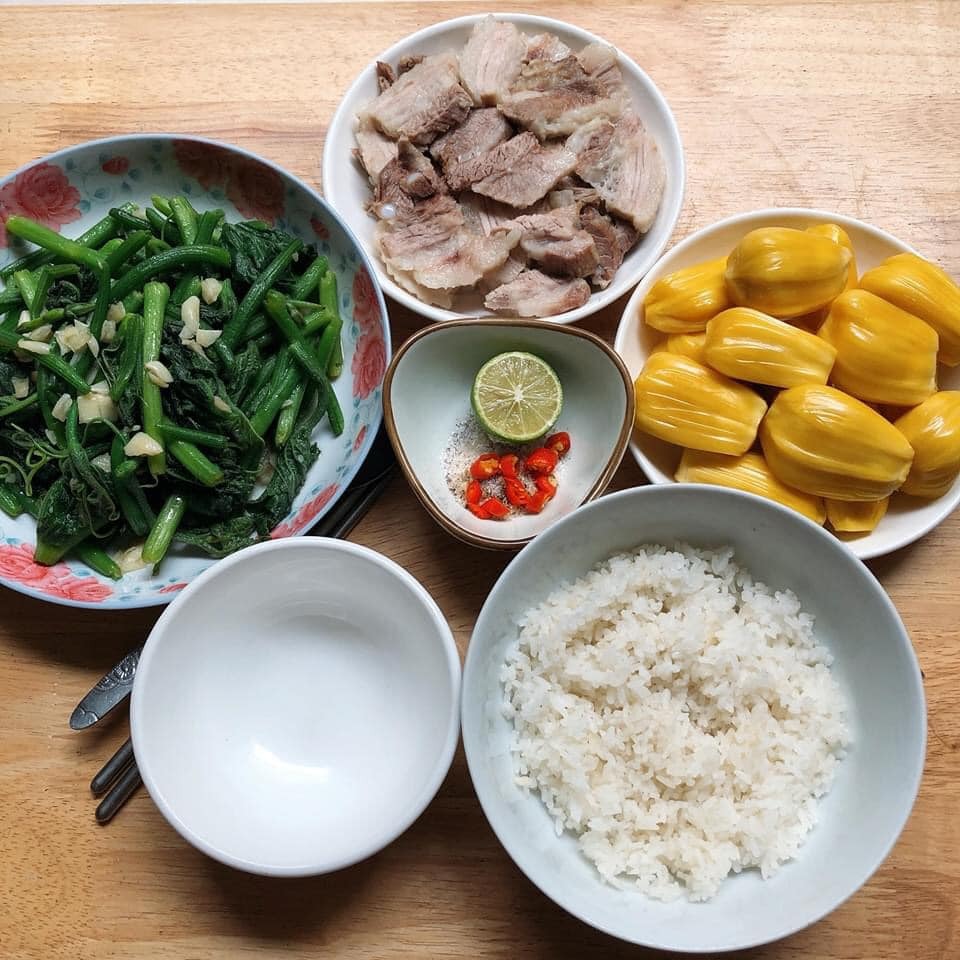 Lưu vào đi các mom, hết cữ rồi thì ăn cho con bú, mà hết cho con bú thì bắt ox nấu cho ăn ahihi
