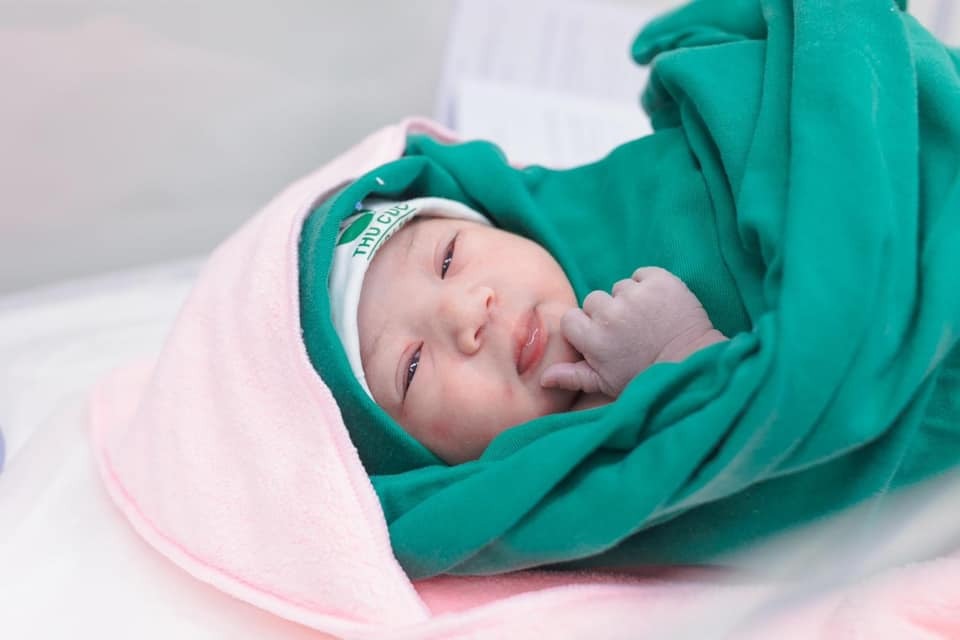 Covid mang lại nhiều suy tư quá!
Nhưng “suỵt” - chúng ta cứ mỉm cười chấp nhận. Rồi mọi việc sẽ lại ổn thôi👍