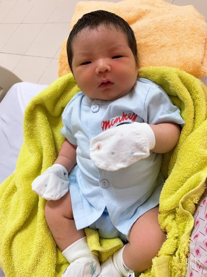 Mình đã mẹ tròn con vuông bé 39 tuần sinh dc 3kg9
