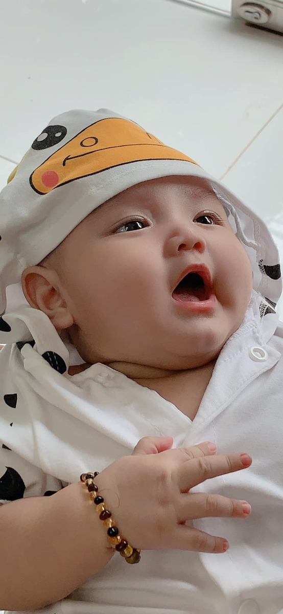Easy để nuôi con nhàn tênh là có thiệt các mon ơi!!
Chuột tháng 5 các mom thế nào rồi ạ chuot nhà e tv ngủ ngoan uống giỏi,e chỉ mới 2m20d lúc 2m con dc 7k tới jo thì chưa cân cao 64 mà e làm trò các kiểu rồi ạ(lật,hóng chuyện,bik doi mẹ,jo thêm cái mút tay ...nào mình cùng khoe ảnh con nhé