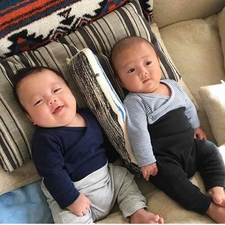 Sinh đôi kute vãi các mom nhỉ 😂🤣🥰
Nhìn mà thèm