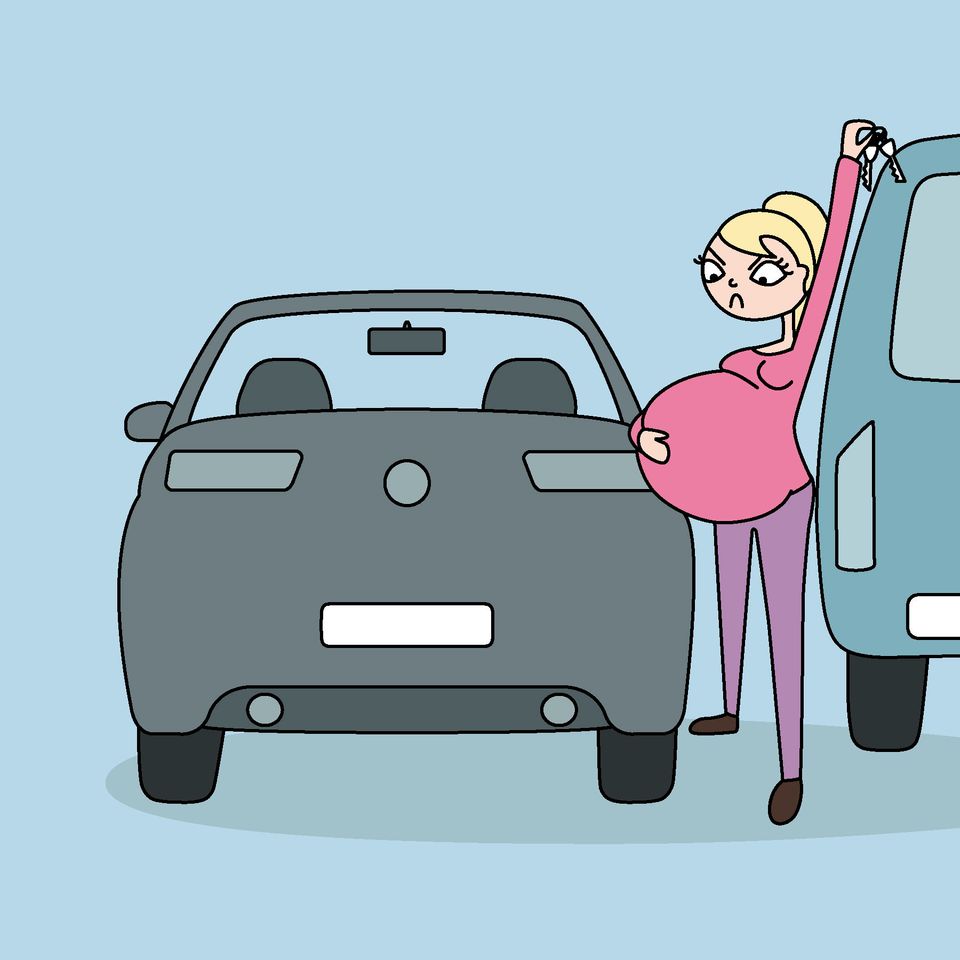 LƯỜI THAI GIÁO QUÁ MOM ƠI
Sợ con sinh ra không bằng con người ta mất!!!

Lại là em đây. Giờ mẹ nào cũng thai giáo cho con hết á, mà em bận rộn ghê không còn thời gian nữa. Mom có giống em ko?

Nói về THAI GIÁO chắc nhiều mẹ chưa tin nhưng tác dụng của thai giáo là có thật. Đợt trc khi bầu em có nghe các mẹ nói nhiều về Thai giáo mà chưa hiểu rõ về nó. Nằm vùng trong mấy group bỉm sữa thì thấy có 2 ý kiến trái ngược hẳn nhau:
- Một là cứ chửa đẻ bt, ko cần thai giáo gì sất, bn năm nay các cụ nhà mình vẫn vậy, con sau này vẫn giáo sư bác sĩ bt
- Hai là tin vào thai giáo, áp dụng ngay từ khi mang bầu.

Lúc đấy em cũng nghe qua qua về Thai giáo rồi nhưng nửa tin nửa ngờ, lại thêm mẹ chồng và mấy chị ở vp bảo là vẽ chuyện nhưng thấy mấy chị đi trước đều thai giáo cho con hết, lại biết thêm app Mamibabi này thấy các mẹ thai giáo rôm rả ghê nên đâm ra lại càng tò mò, quyết định hỏi thêm ý kiến ông xã coi sao.

Chắc thấy vợ lăn tăn, ổng làm luôn câu: Thai giáo luôn đi vợ ạ, có mất gì đâu, cũng ko ảnh hưởng gì đến con, mà chọn chỗ nào uy tín mà học, chứ mấy khóa trên mạng giờ anh thấy toàn video tào lao, nói nói ko thôi à, thời gian đâu xem hết, xem xong cũng ko biết phải áp dụng làm sao.

Công nhận chồng em nói đúng, phải chọn kỹ các mẹ ạ ko là mất thời gian ghê lắm. Chuột nhà em ấy thế mà giờ gần đc 3 tháng rồi, kết quả thai giáo đem lại khiến cả em và chồng bất ngờ.

Trộm vía Chuột máy rất nhiệt tình, mẹ cho nghe nhạc lúc nào là bạn quẩy lúc ấy. Lúc còn trong bụng mẹ, Chuột rất biết phối hợp mỗi lần mình thai giáo ánh sáng, rọi đèn cho con. Càng về những tháng cuối Chuột càng phản ứng rõ rệt khi mẹ tương tác. 

Chuột sinh ra là đã hay cười, hóng chuyện, không quấy khóc nên em chăm con nhàn tênh. Chuột theo Easy rất dễ vì bé đã phân biệt được ngày đêm nhờ việc thai giáo bằng ánh sáng từ lúc mang thai, Chuột giờ đã ngủ xuyên đêm, ko cần thức đêm thức hôm bồng bế.

Chắc các mẹ nghĩ em rảnh lắm mới có thời gian thai giáo cho con nhưng thực tế em chỉ dành ra 10 - 20 phút mỗi ngày vì cũng phải đi làm. Cái chính là tìm được app thai giáo Mamibabi này đó các mẹ ạ, giúp em tiết kiệm cực kỳ nhiều thời gian, công sức. 

Chuột nhà em giờ trộm vía ngủ ngoan, ăn uống giỏi, mới 2m20d là làm trò các kiểu rồi ạ: lật, hóng chuyện, bít dỗi mẹ, giờ mới thêm trò mút tay chụt chụt yêu nhắm 🤪😍🥰

Thử ngay các mẹ nhé, tội gì mà ko thử ạ?