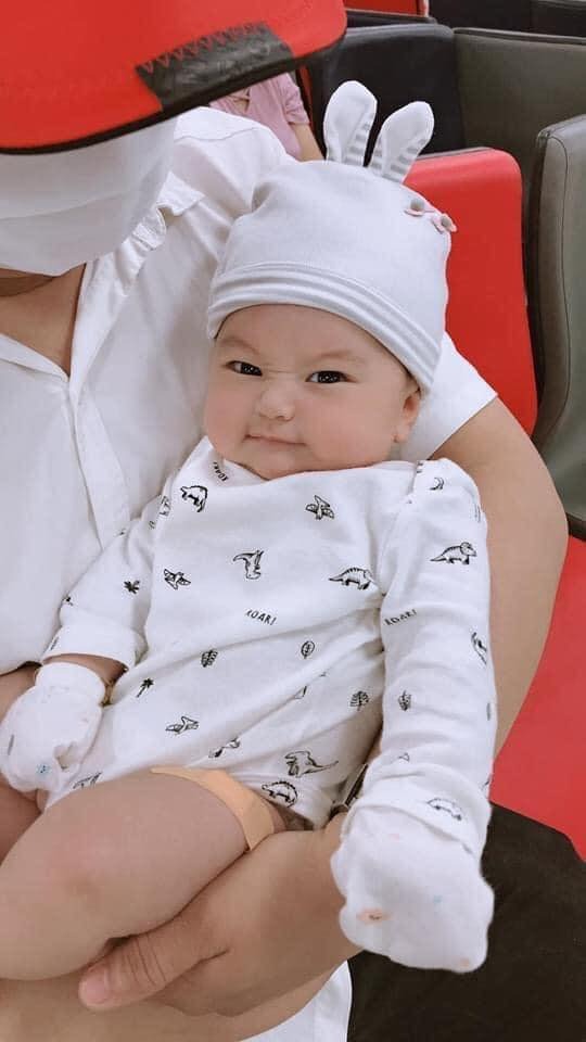 HN vào thu rồi lạnh quá các cô các bác ơi, con hơi quạu tí ạ 😂