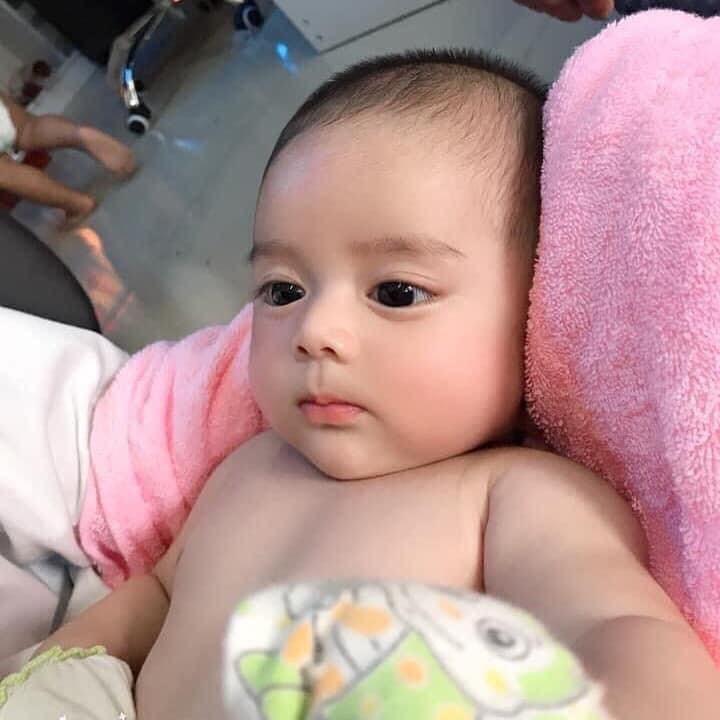 Mom nào xin vía Mũi cao, mắt to khiên bao người phát mê ko em cho nè ❤️🥰
Cũng nhiều mẹ hỏi mua khóa học thai giáo nào, e chỉ mua mỗi của mamibabi thôi ạ, mẹ nào băn khoăn thì mua luôn nhé, cũng ko đáng mấy mà tiết kiệm đc nhiều thời gian đó ạ