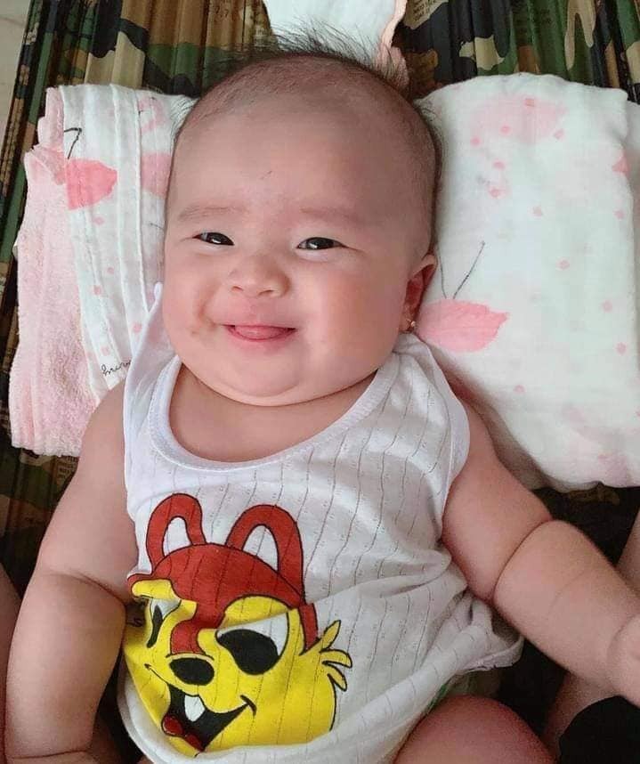 Nụ cười cục cứt thối là động lực của mẹ mỗi ngày 😘