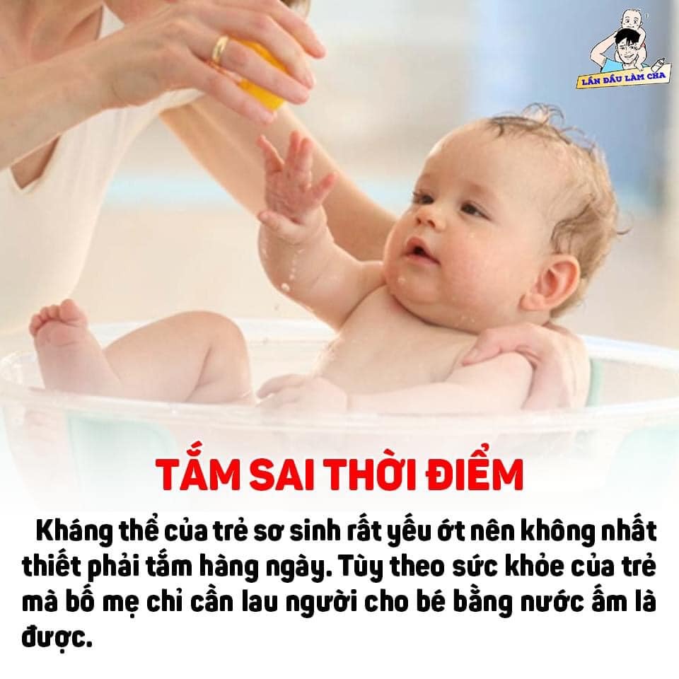 NHỮNG SAI LẦM KHI CHĂM SÓC CON MÀ BỐ MẸ NÊN TRÁNH 🤱

Những người lần đầu làm cha mẹ thường gặp rất nhiều bỡ ngỡ vì không biết chăm sóc con như thế nào. Do vậy, có nhiều điều họ làm vì nghĩ nó tốt cho con, nhưng thực tế không phải vậy. Dưới đây là những sai lầm khi chăm sóc con mà cha mẹ nên tránh 👶