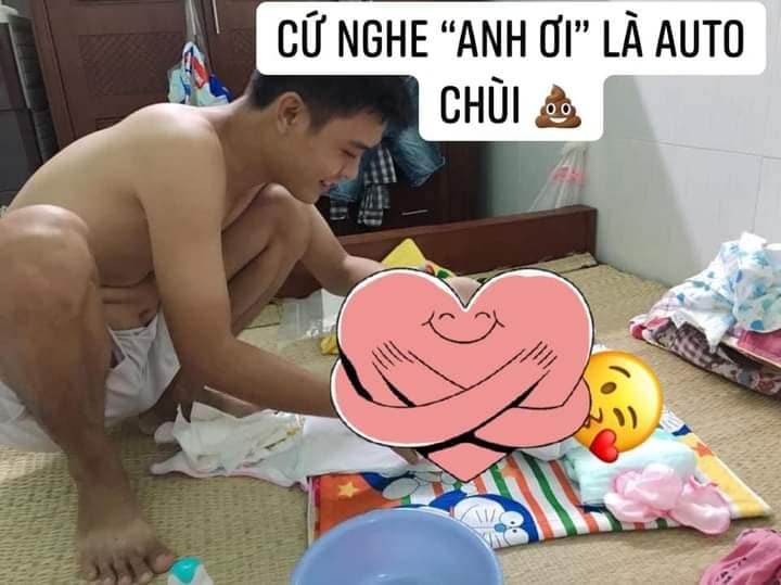 Nãy thấy chị vợ đăng ảnh cảm ơn vì sự tử tế của chồng vì chồng giúp chăm con, giúp đỡ mình khi ở cữ, thấy vui thay.
Con của chung, nghĩa vụ chung, cùng làm bố làm mẹ, hạnh phúc chung là phải san sẻ thôi 🥰

-Chia sẻ từ Đặng Lộc Châu Đang-
