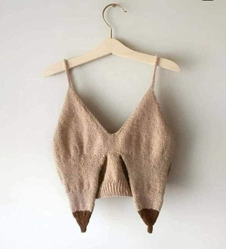 Thứ mẹ bỉm sữa cần cho mùa đông sắp tới 🤣🤣🤣
Ko biết nên cười hay mếu các mom ạ 😂😂😂
Em thấy hay thì đăng thôi chứ ko buôn bán gì đâu ạ, nhiều mẹ hỏi quá