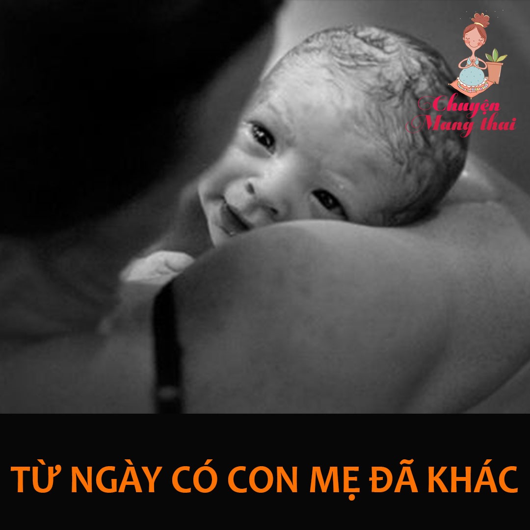 Ừ NGÀY MẸ CÓ CON......

🤱 Ngày xưa cứ bị bà ngoại chửi là mày ngủ chắc trộm vào khiêng hết cả nhà đi cũng k biết gì. Đến nỗi tháng đầu sau sinh bà vẫn chưa tin tưởng đòi ngủ chung để canh cháu, nhưng thật ra có con cái người mình như cái đồng hồ báo thức, bật dậy như con tôm khi con mới chỉ ọ ọe hay trở mình cũng làm mình thức rồi. Có con sẽ làm mình thèm lắm những giấc ngủ dài và sâu. Thôi đợi con lớn ngủ bù vậy.

🤱 Ôi cơ thể thay đổi 180 độ. Chả thiết tha soi gương như ngày xưa, soi vô lại buồn . Dị ứng nhất những người buông lời ra chê bai phụ nữ sau sinh, nói mà k suy nghĩ 1 tí nào luôn, cứ nói cho sướng miệng mà k nghĩ tâm trạng ng phụ nữ sau sinh nhạy cảm thế nào.

Có bầu tất nhiên là béo lên rồi, sinh xong có mẹ may mắn nhanh về lại dáng còn k thì cũng phải ăn nhiều để con có sữa. Phụ nữ người ta phải hy sinh biết bao nhiêu để sinh và chăm 1 đứa con mà còn buông lời đc chắc mấy người đấy bị quên mất não rồi

🤱 Mọi người hay gắn mác phụ nữ ở nhà chăm con là ăn bám. Ô thế ai đẻ rồi nuôi con nuôi cháu. Ok , ăn bám hả. Thuê giúp việc đi hay ông bà ra trông đi rồi để mẹ nó đi làm cho. Làm công nhân hay bưng bê tạp vụ cũng gọi là đi làm.

Nói thật còn nhàn gấp tỉ lần trông con. Chẳng qua vì thương con, xót con, k ai chăm con tốt bằng mẹ , để con được bú sữa mẹ lâu nhất có thể nên người mẹ phải cố nhịn. Chẳng ai có thể vẹn toàn tất cả đâu các mẹ. Vì con mà cố gắng thôi

🤱 Nhìn lại cái tủ đồ của mình mới thấy bao lâu rồi mình chưa mua sắm cho bản thân. Lên mạng toàn coi quần áo, đồ dùng của con, cái gì cần thiết thì mua cho con. Nhiều lúc mình thích cái gì lại chậc lưỡi, thôi chưa cần lắm để dành tiền đấy đưa con đi tiêm, mua con cái này cái kia.

🤱 Cân nặng của con làm mình stress hơn cân nặng của mình rất nhiều. Mỗi lần đưa con đi tiêm, cân cho con mà không thấy tăng lạng nào là người bủn rủn, đêm về mất ngủ, suy nghĩ xem mình chăm con k tốt hay chưa đúng chỗ nào, lên mạng lùng sục mọi thông tin...

🤱 Hơi thô nhưng thật, mong con ị như hạn hán chờ mưa. Còn nếu con bị tiêu chảy thì con ị phát nào mẹ như ngồi trên đống lửa phát đấy

Đúng không các mẹ??