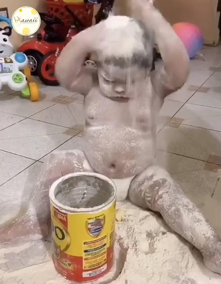 Con của các mom đã đạt đến tầm "vũ trụ" này chưa...!