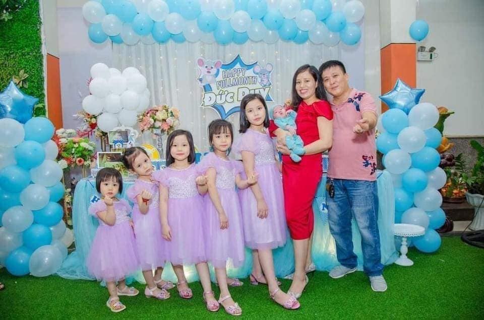 10 năm kết hôn sinh được 1 hoàng tử và 5 công chúa...!
Cre: Đức Nguyễn