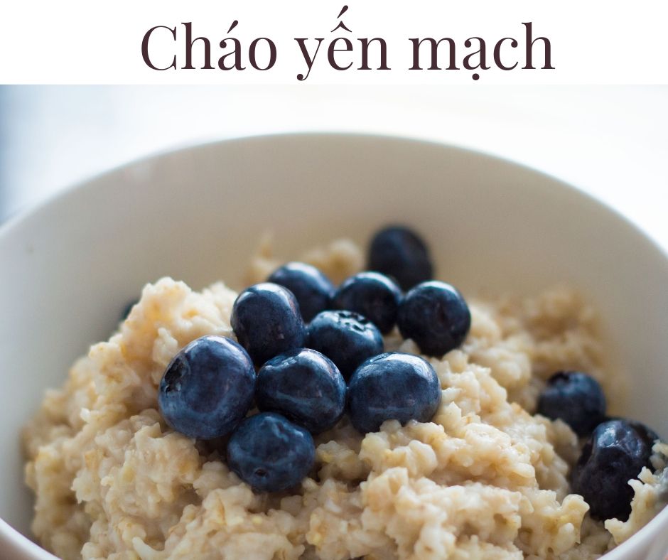THỰC ĐƠN TIỂU ĐƯỜNG THAI KỲ
Chào bạn. Khi biết là có bệnh TĐTK hoặc TĐ2 thì nhiều người rất là lo lắng.

👌 Cách giảm TĐTK và TĐ2 hiệu quả nhất là ăn kiêng (giảm tinh bột và giảm ngọt).
👌 Cách giảm TĐTK và TĐ2 hiệu quả nhì là tập thể dục
👌 Các thuốc tây có hiệu quả nhưng mà bạn vẫn nên ăn kiêng và tập thể dục, nếu không dần dần sẽ lờn thuốc.
👌 Bạn đừng tin các thuốc nam, các loại bánh, đường cho người tiểu đường nhé. Không có hiệu quả gì nhiều đâu.
👌 Bạn không cần phải lo. Vì đồ ăn cho các bà Mẹ TĐTK và TĐ2 rất phong phú và ngon miệng. Và đầy đủ dinh dưỡng cho người Mẹ và em Bé, và người TĐ2.

Đầu tiên là các bạn nên mừng là đã khám ra bệnh. Có nhiều có bệnh nhưng mà không đủ điều kiện để khám bác sỹ nên không biết có bệnh mà trị.

Điều thứ nhì là các bạn đừng buồn vì bệnh TĐTK và TĐ2 hoàn toàn trong tầm quản lý của bạn.

Điều thứ ba là bệnh TĐTK và TĐ2 sẽ dạy cho bạn một cách ăn uống bổ dưỡng. Qua cách an uống này, bạn có thể áp dụng sau khi sinh và có thể tăng sức khoẻ lâu dày. Thậm chí, nếu bạn xây dựng thói quen ăn giảm tinh bột và tập thể dục thường xuyên thì sức khoẻ sau này của bạn sẽ có thể tốt hơn là những người không bị bệnh.

Bạn cố lên nhé! Chúc bạn và em bé và gia đình khoẻ mạnh.

👌👌👌 Nguyên tắc ăn giảm tinh bột cho TĐTK và TĐ2:
Trong một buổi ăn, hạn chế mức tinh bột dưới 45 grams:

Tinh bột: bao gồm cơm, hủ tiếu, bún, miến, mì, bánh đa, bánh mì, các loại khoai: tối đa là 1/2 chén (khoản 20 grams) trong một buổi ăn. (Khởi đầu bằng 1/2 chén cơm mỗi buổi. Nếu chỉ số tốt thì bạn có thể tăng thử lên 1 chén và thử máu xem sao. Nếu cao thì giảm lại 1/2 chén)
Rau ăn 1-2chén trong một buổi ăn. Ăn rau thoải mái không cần hạn chế vì rau có rất tinh bột (khoản 4 grams cho 1 chén). Ngoài ra rau có nhiều dinh dưỡng (các loại Vitamin, chất khoáng, folate, chất kẽm). Rau có chất sơ giúp tinh bột thu hấp chậm vào người — làm tăng đường chậm hơn sau khi ăn.
Chất đạm, bao gồm: thịt, cá, đồ biển, trứng, đậu hủ: Ăn ít nhất 1 chén trong một buổi ăn, có thể ăn nhiều hơn nếu cần. Chất đạm không có tinh bột nên bạn có thể ăn thoải mái. Chất đạm rất cần thiết cho sự phát triển của bé. Ngoài ra trong chất đạm có chất mỡ tốt cho em bé. Lưu ý là không ăn cá biển lớn vì có thuỷ ngân (nhất là các Mẹ Bầu).

Mỗi người mỗi khác, nên nên đo máu sau buổi ăn để điều chỉnh mức tinh bột theo lượng máu cho phép (sau 1 giờ là <7,8 mmol/L và sau 2 giờ là <6,7 mmol/L cho TĐTK. Và sau 2h<7,8 cho TĐ2)

👌👌👌 Nên thay tinh bột bằng gì?

👌👌👌 Canh rau

Mỗi buổi ăn lúc trước ăn khoản 2 chén cơm, bây giờ hạn chế xuống dưới 1/2 chén cơm thì thay thế cơm bằng gì? Rất đơn giản. Bạn có thể thay cơm bằng các loại rau luộc. Thí dụ bạn làm cá kho hoặc thịt kho (những món chất đạm thì bạn ăn vẫn bình thường không cần hạn chế — chỉ nấu không sử dụng đường thôi), thì bạn có thể ăn thêm bầu luộc, rau muốn luộc, cải luộc, đậu que luộc, bó xôi luộc để thay cơm. Ăn rất là ngon!

Và trong rau luộc có rất nhiều dinh dưỡng cho em bé (trong cơm thì không có dinh dưỡng gì). Nên bạn vừa trị bệnh TĐTK mà vừa tăng dinh dưỡng cho em bé và bản thân.

Rau luộc không chỉ có thể thay cơm không, mà có thể thay luôn các món nước. Thí dụ như khi ăn phở, thì bạn chỉ ăn tối đa 1/2 bánh phở, còn lại thì cho thêm giá luộc, bắp cải luộc, hoặc các loại rau khác mà bạn yêu thích. Chúc ngon miệng.

Thí dụ: bầu luộc ăn với tôm rim thay cơm

Thí dụ: bạn có thể dùng bí đỏ thay cơm. Bí đỏ bạn cắt ra từng cộng nhỏ và xào hoặc luộc. Bí đỏ có nhiều Vitamin A tốt cho mắt của em bé và người Mẹ.

👌👌👌 Bí đỏ thay cơm
Đây là một món dễ làm và dễ ăn. Bí đỏ và rau chỉ cần luộc.

Nhân liệu cho 1 phần ăn:
- 1/2 chén bí đỏ luộc
- 1/2 chén rau luộc
- 1/2 chén chả cá (luộc) rồi xào sơ lại. Đừng chiên giòn vì đồ ăn chiên không tốt cho sức khoẻ
- Ăn với nước tương hoặc nước nắm chấm (không đường)

👌👌👌 Rau luộc thay cơm, bánh phở, bún
Thay vì ăn cơm, bún, hủ tiếu, mỳ, miến, bánh đa thì bạn ăn nhiều rau luộc để thay. Khi bạn thay bằng rau có nhiều lợi ích vì rau có rất nhiều vitamin và khoáng chất cần thiết cho em bét phát triển. Tinh bột không có những vitamin và khoáng chất cho em bé.

Khi bạn ăn rau luộc thì ăn đến no thôi, không cần kiêng. Ăn thoải mái.

Ngoài rau rau luộc giúp bạn no ăn là ăn tinh bột. Và rau thì sẽ giúp đường tiêu hoá của bạn hoạt động tốt. Và da mặt đẹp.

👌👌👌 Bầu luộc

👌👌👌 Cải ngọt luộc

👌👌👌 Su su luộc thay cơm
Su Su có nhiều folate là giúp cho não của em bé phát triển. Luộc thay cơm. Ăn với đồ ăn chấm nước tương hoặc xào với trứng điều rất ngon.

👌👌👌 Yến mạch thay cơm

Yến mạch là một món ăn thay cơm rất tốt.

Số lượng tinh bột của yến mạch chỉ phân nửa so với cơm, nên bạn có thể ăn 1 chén yến bạch trong vòng buổi ăn (nhưng nhớ đo đường trong máu và chỉnh sửa nhé). Yến mạch còn có nhiều chất sơ, giúp tiêu hoá tốt và hạ mỡ trong máu.

Mua loại yến mạch (old fashion). Loại này có nhiều sơ nên tốt hơn loại (quick). Bạn có thể xem thông tin mua ở đây. Các siêu thị lớn điều có bán.

Cách nấu: Bạn có thể nấu như bạn nấu cơm: nấu với nước cho chính.

Nếu ăn thay cơm cho buổi trưa và buổi chiều, thì ăn với đồ ăn như rau và thịt/cá/trứng/đậu hủ bình thường. Cơm thỉ chỉ ăn 1/2 chén. Yến mạch thì có thể ăn 1 chén.

Bạn cũng có thể nấu như cháo: cháo cá, cháo thịt. Thí dụ; Cháo Yến Mạch với Thịt Bò.

Cách nấu:
- Bỏ yến mạch nấu với cà rốt, bông cải xanh (cắt nhỏ) vào nước nấu như cháo.
- Xào thịt bò với hành tỏi riêng, muối, dầu.
- Sau khi cháo yến mạch chín thì bỏ thịt bò vào với cháo nấu thêm vài phút.

👌👌👌 Diêm mạch (Quinoa)

Có bạn hỏi là có thể ăn Diêm Mạch thay cơm được không? Diêm Mạch có rất nhiều vitamin và chất khoán tốt (bao gồm chất sắc). Và cũng có tinh bột nên có thể thay cơm. Xin lưu ý:

Một chén diêm mạch đã nấu chín có khoản 39gram tinh bột. Cơm gạo trắng có khoảng 45-53gram. Yến mạch là thấp hơn có khoản 28gram.
Nên bạn cũng chỉ ăn từ 1/2-1 chén cho mỗi buổi ăn. Và nhớ đo đường trong máu sau khi ăn.
Nhớ là ngâm qua đêm trước khi nấu để dễ tiêu hoá.

👌👌👌 Làm sao ăn rau luộc ngon hơn?

Sau khi bạn luộc rau, có thể cho 1 muỗng dầu mè và 1 muỗng nước tương, và 1 muỗng mè vào rau. Dầu mè có chất béo tốt cho não và giúp cho bạn no lâu hơn.

👌👌👌 Ăn sáng nên ăn gì?

Có rất nhiều Mẹ Bầu đau đầu về buối sáng. Có bạn chỉ ăn 2 quả dưa leo và uống sữa rồi cảm thấy đói quá chừng. Thấy lo cho các bạn quá.
Thật ra buổi sáng là buổi ăn có thể ăn ngon lành. 

Các bạn vẫn có thể ăn những món mình yêu thích, như phở, hủ tiếu, bún riêu, mì quảng. Các bạn phải chiệu khó thay đổi một chút. 

👌👌👌 Tại sao buổi sáng ăn đồ ăn nước ngoài đường (phở, bún, hủ tiếu) là đường lên quá vậy?

Câu hỏi rất hay, các loại bún, bánh phở, hủ tiểu, mỳ, bánh đa, miến điều có nhiều tinh bột. Cũng nhiều bằng cơm.

Nếu bạn ăn đồ ăn ngoài đường người bán cho rất nhiều bánh và ít thịt và rau. Mà bạn có yêu cầu người bán cho ít bánh thì họ cũng sẽ cho nhiều.

Nếu ăn ở ngoài đường thì thường là gọi 2 tô: chỉ ăn 1/2 chén bánh. Có nghĩa là ăn 1/2 bánh của 1 tô, và bánh của tố thứ nhì thì bỏ hoàn toàn. Và gì bạn đã giảm bánh thì phải tăng thịt và rau lên. Nếu không rất đói. Đó là lý do gọi 2 tô. Một tô hoàng toàn không ăn bánh chỉ lấy thịt và rau. Một tô thì chỉ lấy 1/2 bánh. Thịt và rau rất ít tinh bột nên sẽ không tăng đường nhiều. Cố lên nhé bạn.

Nếu ăn bánh mì thì cũng nên gọi 2 ổ. Và chỉ ăn 1/2 bánh mì và ăn hết thịt và rau.

👌👌👌 Bún riêu
- 150 gram chất đạm: thịt, trứng, cua
- 1/2 chén bún
- 3 miếng đậu hũ
- 3 quả cà chua
- 1 quả me
- 10ml mắm tôm
- Hành tím, hành lá, rau mùi
- Rau sống: rau muống, bắp chuối, xà lách, giá,
- Hạt tiêu, hạt nêm, nước mắm, dầu ăn

👌👌👌 Nấu ăn sáng nhanh: Trứng sốt cà
Hôm nào bạn không có thời gian, thì có thể làm món trứng sốt cà. Ăn rất là đậm đà.

Nhân liệu cho 1 phần ăn:
- 2 quả trứng
- 3 quả cà chua
- Hành lá, tỏi, dầu ăn
- Một ít muối, nước tương
- Bạn có thể xem công thức ở đây.

👌👌👌 Tại sao ăn sáng đồ ăn bên ngoài mà đường tăng quá?

Nếu bạn ăn đồ ăn ngoài đường người bán cho rất nhiều bánh và ít thịt và rau. Mà bạn có yêu cầu người bán cho ít bánh thì họ cũng sẽ cho nhiều.

Nếu ăn ở ngoài đường thì thường là gọi 2 tô: chỉ ăn 1/2 chén bánh. Có nghĩa là ăn 1/2 bánh của 1 tô, và bánh của tố thứ nhì thì bỏ hoàn toàn. Và gì bạn đã giảm bánh thì phải tăng thịt và rau lên. Nếu không rất đói. Đó là lý do gọi 2 tô. Một tô hoàng toàn không ăn bánh chỉ lấy thịt và rau. Một tô thì chỉ lấy 1/2 bánh. Thịt và rau rất ít tinh bột nên sẽ không tăng đường nhiều. Cố lên nhé bạn.

Nếu bạn nấu ở nhà (như trong hình) thì ăn ăn thật nhiều thịt/cá/rau và ít bánh.

Một cách khác là bạn có thể nấu đồ ăn buổi tối nhiều một chút. Rồi buổi sáng ăn lại đồ ăn buổi tối (1/2 chén cơm + 1chén thịt/cá/trứng/đậu hủ và 1-2 chén rau). Ăn sáng mà ăn nhiều thì tốt vì sẽ no lâu và có sức làm việc.

👌👌👌 Món canh
Nếu bạn không có thời gian, thì món canh là dễ nhất. Canh có thể bỏ nhiều rau và chất đạm( thịt, hải sản, đậu hủ, trứng). Và ăn một tô thật là to đến khi no. Nếu thèm cơm thì có thể ăn một ít (tối đa là 1/2 chén- tuỳ theo mức đường trong máu sau khi ăn). Nhưng phần chính là một tô rau rất to. Ăn riết khi quen thì có thể bỏ hẳn cơm luôn.

👌👌👌 Canh cải hải sản
- 1 bó cải 100 gr hải sản,
- đậu hủ (nếu muốn)
- nấm
- 1/2 tbsp muối
- 1 tsp tiêu
- 1/2 nước tương
- hành lá
- Canh su hầm thịt
- Nếu bạn vẫn thèm tinh bột thì đây là một món có thể sẽ giúp bạn cảm thấy đã thèm. Bạn có thể sử dụng một ít khoai tây (1 củ nhỏ) cho một phần ăn. Nấu một tô thật to và ăn cho đã thèm (nhưng không ăn thêm cơm nhé)

Nhân liệu cho 1 phần ăn:
- 1 trái su
- 1 củ khoai tây nhỏ
- 1 củ cải trắng
- 1 củ cà rốt
- thịt
- muối

👌👌👌 Canh Bông Cải Trắng
Nhân liệu cho 1 phần:
- 2 chén bắp cải trắng
- 200 grams tôm
- Muối, tiêu
- Có thể bỏ thêm củ cải trắng để nấu cho ngọt nước canh

👌👌👌 Canh bí đỏ

👌👌👌 Súp đậu hủ
Thành phần: Đậu hủ, nấm, carrot, bắp, tim hạt sen

👌👌👌 Canh củ cải trắng

👌👌👌 Súp Rau Củ. Món này nhiều vitamin cho em bé
Thành phần: 1/2 củ khoai tây, 1 củ cà rốt, 1 miếng cần tây, 6 miếng nấm rơm

👌👌👌 Các món mặn
Các món mặn ăn tốt vì có nhiều chất đạm. Trường Đại Học UCSF của Mỹ khuyên là Mẹ Bầu nên ăn ít nhất 60 gram chất đạm mỗi ngày. Chất đạm rất cần thiết cho sự phát triển của em bé. Đồ ăn nhiều chất đạm như: thịt, cá, hải sản, trứng, đậu hủ.

👌👌👌 Tôm rim
Món này bạn có thể làm ăn rất ngon. Thay vì cơm thì luộc một tô rau ăn sẽ thất rất ngon. Như một tô cải làng luộc hoặc rau muống luộc. Bạn đừng bỏ đường. Nếu muốn thì có thể sử dung một ít khóm để có vị ngọt.

👌👌👌 Cá sốt cà
Cá có nhiều chất mỡ tốt cho sự phát triển của não (omega 3). Và cá cũng là chất đạm tốt. Nhưng không nên ăn các loại các biển lớn vì có nhiều thuỷ ngân. Nên ăn các loại cá nhỏ.

👌👌👌 Ăn cá loại nào tốt mà ít thuỷ ngân?

Ăn cá là tốt vì ít tăng đường và có omega 3 tốt cho phát triển não. Nhưng tránh các loại cá biển lớn vì có thuỷ ngân nhiều. Đây là các loại bạn nên lưu ý.

Thủy hải sản có hàm lượng thủy ngân thấp nhất: Nên ăn 2 – 3 lần/tuần
- Cá cơm;
- Cá đù Đại Tây Dương;
- Cá bạc má Đại Tây Dương và Thái Bình Dương;
- Cá vược đen;
- Cá chim;
- Cá da trơn;
- Sò;
- Cá tuyết;
- Cua;
- Tôm hùm đất;
- Cá bơn;
- Cá Haddock – một loại cá tuyết;
- Cá tuyết than;
- Cá trích;
- Tôm hùm Mỹ;
- Cá đối;
- Hàu;
- Cá rô;
- Cá chó;
- Cá hồi;
- Cá mòi;
- Sò điệp;
- Cá rô phi;
- Mực;
- Cá ngừ.

Thủy hải sản có mức độ thủy ngân vừa phải: Ăn 1 lần/tuần 
- Cá trâu;
- Cá chép;
- Cá vược;
- Cá mú;
- Cá chim lớn;
- Cá nục heo;
- Cá chày;
- Cá rô đại dương;
- Cá than;
- Cá đầu cừu/cá tù;
- Cá hồng;
- Cá thu Tây Ban Nha;
- Cá ngói;
- Cá ngừ trắng;
- Cá ngừ vây vàng.

Thủy hải sản có mức thủy ngân cao nhất: Nên tránh
- Cá ngừ mắt to;
- Cá thu vua;
- Cá cam;
- Cá mập;
- Cá kiếm;
- Cá ngói.

👌👌👌 Chả cá lã vọng
Bạn vẫn có thể ăn những món mình yếu thích, như cã cá lã vọng. Bạn có thể ăn một ít bún (tối đa là 1/2 chén). Thay vì ăn bún thì bạn có thể làm bắp cải xào. Hoặc bạn chọn một món rau yếu quý nào đó và luộc để ăn thay bún (như đâu que, rau muống, bó xôi). Hương vị từ cã cá sẽ làm cho bạn quên đi là mình không ăn bún. Ăn thử đi, bạn sẽ thấy rất ngon. Lưu ý là nước chấm không bỏ đường nhé.

Nhân liệu cho 1 phần ăn:

- 1/2 con cá lóc (cá quả)
- Riềng, sả, tỏi, hành củ, muối
- Mắm tôm
- Đậu phọng
- Thì là
- 1/2 chén bún (tối đa). Có thể thay bằng rau luộc (bó xôi, bắp cải, rau muống, giá)

Bạn có thể tham khảo cách làm ở đây. Đừng sử dụng đường.

Các món gỏi:
Các món gỏi rất tốt cho các Bà Mẹ TĐTK. Lý do là nhiều rau và chất đạm và rất ít tinh bột. Bạn có thể làm một tô gỏi lớn và ăn thoải mái.

Nếu thèm cơm thì ăn thêm một ít (tối đa 1/2 chén). Ăn nhiều lần sẽ tạo ra thói quen ăn gỏi thay cơm và sẽ không cần ăn thêm cơm nữa. Những người bên Mỹ họ vẫn có thể ăn salad (gỏi) để thay cơm bình thường. Quan trọng là vẫn ăn nhiều chất đạm và nhiều loại rau khác nhau cho các buổi ăn khác nhau để không thiếu dinh dưỡng

👌👌👌 Gỏi cuốn
Gỏi cuốn là một món rất là dễ ăn và đầy đủ dinh dưỡng vì nhiều rau. Bạn có thể tự chế biến theo sở thích. Quan trọng là hạn chế bánh tráng vì có tinh bột. Nên mua loạ bánh tráng nhỏ. Nếu mua loại lớn thì cắt đôi và chỉ sử dụng phân nữa cho 1 gỏi cuốn.  Và bạn lưu ý là nước tương đậu phọng nếu mua bên ngoài thì họ có thể bỏ nhiều đường. Nên làm ở nhà. Nếu không thì ăn với xì dầu (bỏ chanh và ớt, nhưng không bỏ thêm đường). Đây là món mình thích nhất trên đời. Chúc bạn ngon miệng.

Nhân liệu cho 1 phần ăn:
- Rau: lettuce, rau thơm, giá, ngò, dưa leo
- Thay vì bún thì bạn có thể làm: bắp cải xào với cà rốt, hoặc củ sắn xào với cà rốt (giống như bó bía)
- Chất đạm: thịt, tôm, trứng, cá, đậu hủ
- Nước chấm: tương đậu phọng (lưu ý không bỏ đường)
- Bánh tráng: tối đa là chỉ 8 bánh tráng nhỏ, hoặc 4 bánh tráng lớn cắt đôi. Nếu không ăn bánh tráng thì bạn có thể lấy lettuce (rau diếp), hoặc cải xanh cuốn giống như ăn bánh xèo Miền Tây

👌👌👌 Bì cuốn
Món này rất là ngon và ít tinh bột vì bì cuốn thông thường không sử dụng bún. Mà sử dụng nhiều rau thơm. Ăn rất ngon. Nhìn mà thèm.

👌👌👌 Bò bía
Bò bía rất dễ ăn, và mặn mà. Nhiều rau thơm. Và trưng lại béo béo.
Hạn chế bánh tráng nhé. Chỉ ăn 8 cái nhỏ. Hoặc 3-4 cái lớn (cắt làm đôi thành 8 cái). Một cái bánh tráng lớn đến 6 gram tinh bột. Nước chấm không đường nhé.

👌👌👌 Sushi Nhật. Món này rất dễ làm.
Vật liệu:

- Chỉ cần mua rong biển để làm sushi tại các chợ.
- Rau: tuỳ loại bạn thích: dưa leo, ngò, xà lách, rau thơm
- Có thể cắt trái bơ ra nhiều miếng nhỏ
- Và có thể bỏ thêm dưa chua nếu muốn
- Chất đạm: thịt, cá, hải sản, trứng, đậu hủ
- Nước chấm: nước tương (không đường)

👌👌👌 Gỏi ngó sen
Gỏi ngó sen ăn vừa giòn vừa ngon.

👌👌👌 Gỏi cá nướng
Đây là món salad người Mỹ rất thích ăn. Nướng cá và ăn với các loại rau sống. Cá có các chất mỡ béo omega tốt tốt cho não của em bé.

👌👌👌 Xà lách kiểu Hàn Quốc (bibimbap)

Món này bạn có thể ăn vào buổi phụ hoặc ăn chung với buổi chính cũng ok. Rất dễ làm. Ở nhà có rau thì thì làm rau đó. Tất cả rau điều cắt nhỏ và xào sơ. Cà rốt, bó xôi, bắp cải, nấm, củ sắn, su su, hoặc bí xào. Chất đạm thì tuỳ bạn chọn: thị gà luộc, thịt bò xào, trứng, đậu hủ, cá hấp.Ăn chung với dầu mè và một ít nước tương. Có thể chấm với tương ớt. Món này ít tinh bột vì rau và thịt không có nhiều tinh bột mà đầy đủ dinh dưỡng. Chúc bạn ngon miệng.


👌👌👌Món ăn vặt

Khi có bệnh TĐTK thì bạn nên cử ăn những đồ ăn vặt bình thường như: bánh ngọt, chè, cà rem, trái cây dầm sữa. Mà thử các món sau. Đồ ăn vặt thì nên giữ dưới 15 gram tinh bột mỗi lần ăn (dưới 3 lần 1 ngày).

👌👌👌Bơ dầm cà chua

Món bơ dầm cà chua là một món rất được yêu thích của Nước Mễ Tây Cơ. Món này giống như là món ăn dân tộc của họ. Trái bơ có vị béo, ăn với cà chua và chanh thấy béo béo chua chua, rất là ngon. Món ngày đến 20 gram tinh bột, nên chia cho 2 lần ăn.
Bạn có thể ăn món này như vậy, hoặc bạn có thể lấy cà rốt sống, chẻ ra thành miếng dày dày, để trét bơ và cà chua lên ăn rất ngon.

Nhân liệu cho 1 phần ăn:

- 1 quả bơ
- 1 quả cà chua
- 1 quả chanh
- ngò cắt nhỏ
- muối, tiêu

👌👌👌 Rau câu nước cốt dừa

Món ngày ăn rất ngon và dễ làm. Bạn đừng sử dùng đường và nước dừa tươi. Chỉ sử dụng nước lọc, lá dứa, và nước cốt dừa và thạch.
