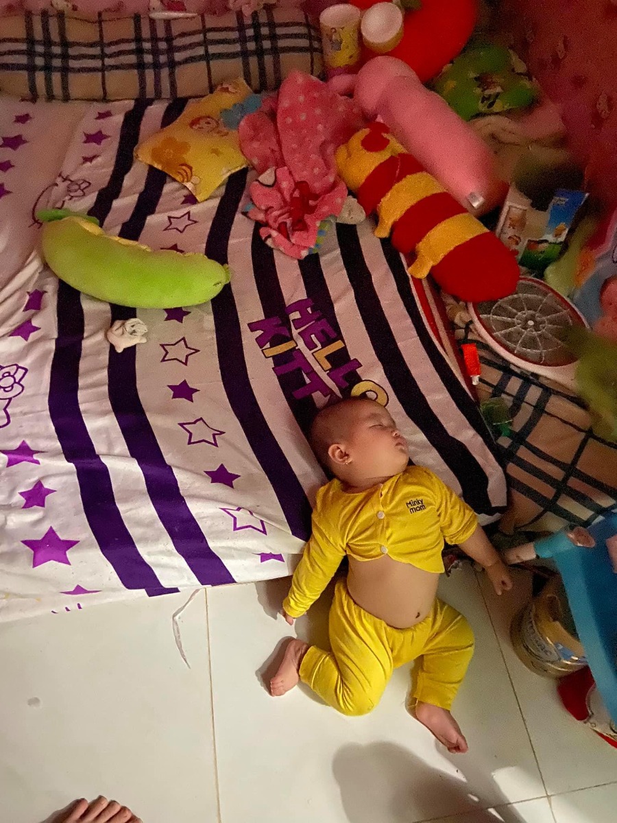 Mình thích thì mình ngủ thôi...mặc kệ thế giới 😆🤣