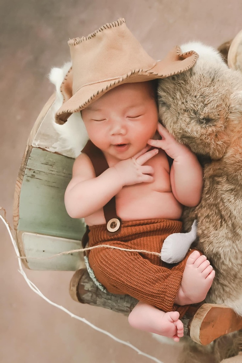 Chú bụng phệ đi câu cá! Ngắm ảnh các em bé đáng yêu và nghĩ về những điều tốt đẹp nhất cho con mình cũng chính là một phương pháp thai giáo đó các mẹ nhé