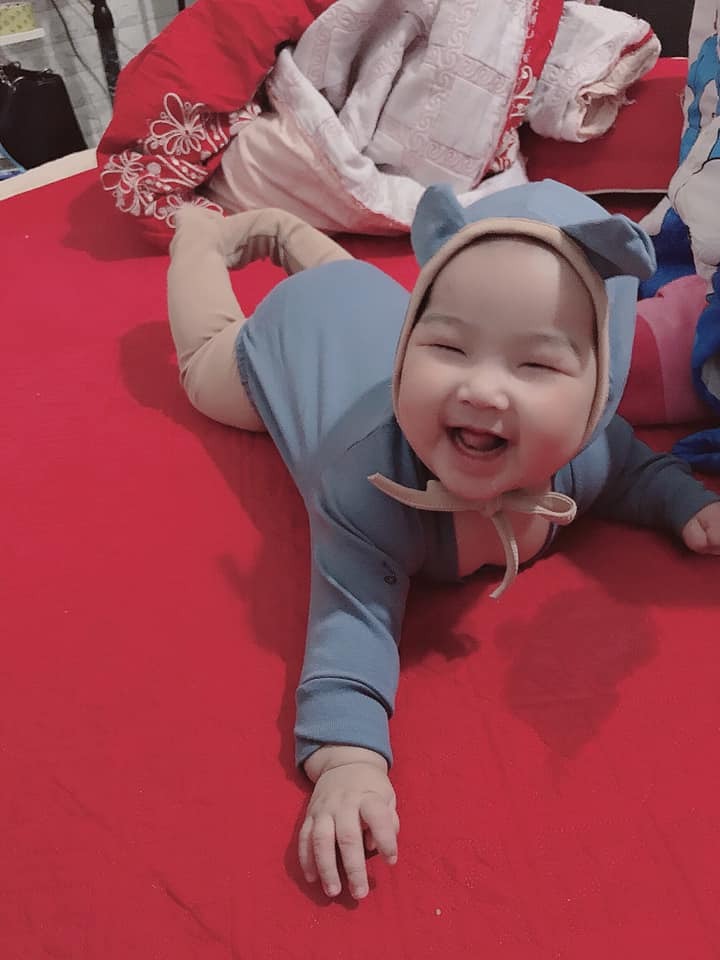 Chuột tập lẫy, thỉnh thoảng sml tí thôi
Các cô chú đoán xem con là trai hay gái ạ