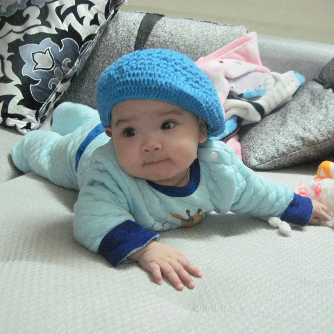 Con làm được rồi nè các mẹ ơi, lẫy tanh tách rồi 🤣🤣 bé nhà các mẹ làm dc chưa 😅 mấy hoạt động giáo dục sớm trên app hay ghê á