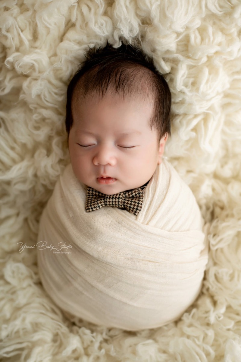 Ngắm zai đẹp đi các mẹ 😂 có mom nào cũng thích ngắm ảnh các bé giống em ko, thấy bảo đây cũng là 1 hình thức thai giáo