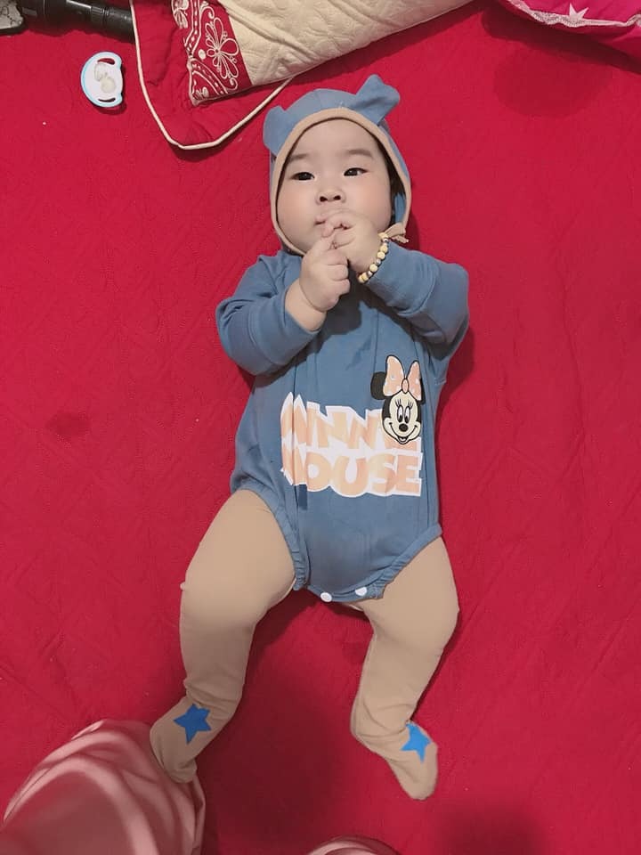 Chuột tập lẫy, thỉnh thoảng sml tí thôi
Các cô chú đoán xem con là trai hay gái ạ