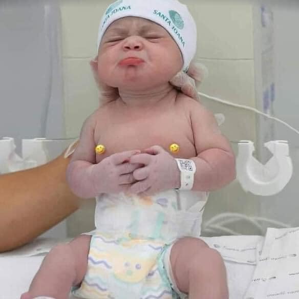 Mẹ lười thai giáo con sinh ra hờn cả thế giới lun nè 🤪😜😜 Kaka