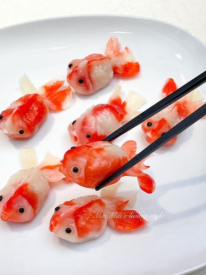 Mẹ nào thích nấu ăn ko ạ
Há cảo cá vàng cute hong nỡ ăn luôn ý 🥺