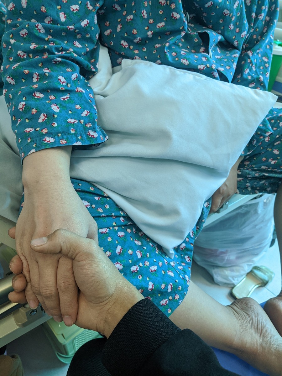 Cuộc sống của em chính thức bước sang màu vàng các bác ạ, năm nay  thưởng tết to đùng