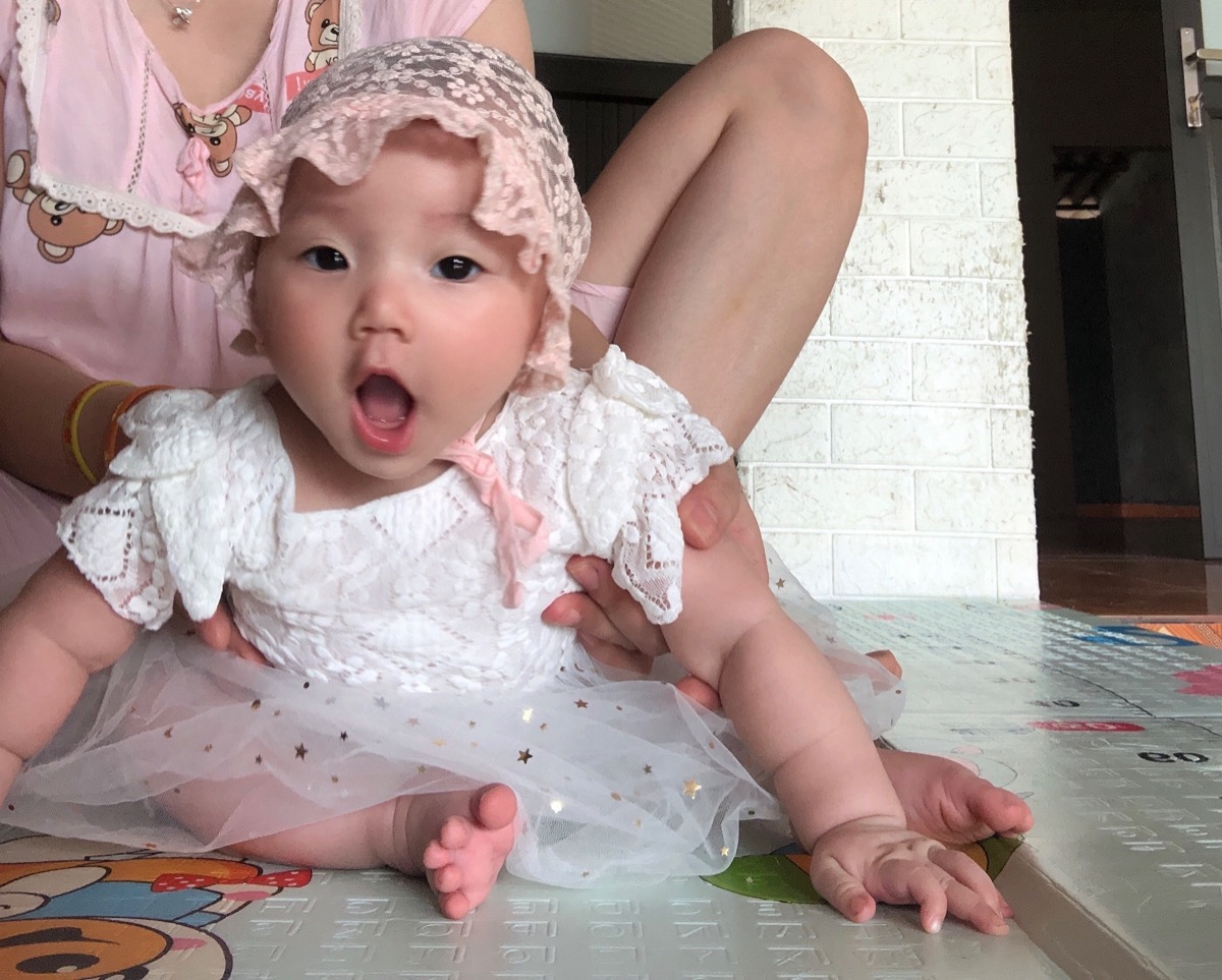 Mong con khoẻ mạnh và hạnh phúc công chúa 🐙 của mẹ 4m6d❤️❤️❤️❤️