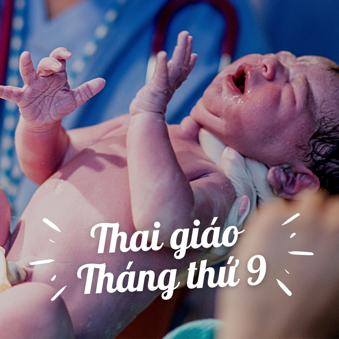 THAI GIÁO THÁNG THỨ 9 CÙNG MỸ NHÂN ĐẸP NHẤT PHILIPPINES 

Chưa cần mẹ chia sẻ thì mình cũng hiểu đây là thời điểm mà các mẹ vừa mừng vừa lo. Mừng vì sắp được gặp con, lo vì sợ đẻ sẽ rất đau, và lo vì không biết mình có mẹ tròn con vuông ko. 

Mẹ đừng quá lo nhé vì hiện nay y học đã rất phát triển, các phương pháp giảm đau luôn có sẵn và dịch vụ ở các viện cũng rất tốt, các bác sĩ sẽ luôn hỗ trợ mẹ khi lâm bồn. 

Trong tháng cuối thai kỳ, dành thật nhiều thời gian nghỉ ngơi, thư giãn và ngắm nhìn những bức ảnh đẹp, đặc biệt là ảnh trẻ con chính là việc mẹ nên làm nhất. Việc này sẽ giúp mẹ có tâm trạng tốt, có thêm nhiều năng lượng tích cực, giảm bớt phần nào áp lực tâm lý và việc sinh con sẽ trở nên thuận lợi hơn.

1. Đây cũng chính là thai giáo tưởng tượng và chúng ta hãy cùng đến với những bức ảnh 2 em bé Zia và Ziggy rất đáng yêu của mỹ nhân đẹp nhất Philippines Marian Rivera

Tại sao mình lại chọn ảnh 2 con của Marian để chia sẻ cùng các mẹ. 

Điều đầu tiên là bởi 2 bé quá đẹp. Mẹ là mỹ nhân đẹp nhất Philippines, bố là diễn viên nổi tiếng Dingdong Dantes, sao có thể ko đẹp đc đúng ko ạ? 

Bật mí chút là Marian mang trong mình 2 dòng máu: Philippines và Tây Ban Nha, vì vậy 2 con của cô mang vẻ đẹp lai Á -  u rất ấn tượng. 

Thêm nữa, theo quan điểm của nhiều người Việt, ruộng sâu trâu nái không bằng con gái đầu lòng, và một gia đình lý tưởng là khi có cả nếp cả tẻ, cả gái cả trai, và gia đình Marian là 1 gia đình như vậy. Cô ấy cũng đã sinh bằng phương pháp sinh thường và mẹ tròn con vuông trong cả 2 lần sinh nở. Mọi thứ dường như đều viên mãn phải ko ạ? 

Tiếp theo, 1 điều thú vị nữa ở Marian là cô luôn ăn mặc đẹp và phong phú khi mang bầu. Marian mặc rất đa dạng trong thai kỳ của mình, từ những bộ áo tắm sắc màu đến váy ngắn, váy ôm sát, váy kẻ caro… 

2. Đây cũng chính là hoạt động thai giáo tiếp theo mẹ nên học hỏi: Mặc trang phục thật đẹp, một hình thức thai giáo mỹ thuật và thai giáo cảm xúc

Nhiều mẹ có thể nghĩ rằng Marian là mỹ nhân đẹp nhất Philippines nên cô ấy mặc gì cũng đẹp, nhưng điều mình muốn nhấn mạnh là cô ấy thay đổi trang phục rất đa dạng. 

Việc thay đổi nhiều loại trang phục là một cách để chúng ta có tâm trạng tốt và nhiều cảm hứng mới mẻ hơn trong cuộc sống.

Khi có bầu, các mẹ sẽ đẹp theo kiểu của bà bầu, vì vậy đừng ngại thử những trang phục mới với nhiều màu sắc hoặc họa tiết mới nhé! Những việc này sẽ luôn cho chúng ta nhiều năng lượng tích cực và việc sinh nở vì thế cũng trở nên nhẹ nhàng hơn nhiều. 

3. Tiếp theo là thai giáo dinh dưỡng, giống như nhiều mẹ bầu khác, Marian cũng rất chú trọng tới vấn đề dinh dưỡng thai kỳ. 

Cô cho biết: So với lần mang thai đầu tiên, ở lần 2, cô tăng cân hơn nhiều. Tuy vậy, cô không lo lắng về vấn đề sạm da, rạn bụng, rạn đùi, vì đó là một phần của hành trình làm mẹ. Điều cô quan tâm nhất là dùng thực phẩm đủ dinh dưỡng và an toàn cho thai nhi. 

Dinh dưỡng luôn là vấn đề quan trọng đầu tiên của thai kỳ. Vào tháng cuối này, các mẹ hãy tiếp tục ăn uống cân bằng, đủ chất, ăn làm nhiều bữa nhỏ trong ngày nhé. 

Marian cũng cho biết cô cảm thấy tự hào và hạnh phúc khi được làm mẹ, làm vợ. Mang thai là một sự may mắn chứ không phải là một sự hi sinh như nhiều người vẫn nói. 

Con gái lớn của Marian hơn em trai của mình 4 tuổi. Khi Marian mang bầu bé thứ 2, con gái lớn của cô rất thích thú mỗi khi nghe bố mẹ nói về chuyện sắp có em. Marian cho biết: “Cô bé ngày nào cũng hôn bụng tôi và thì thầm chúc ngủ ngon, chị yêu em". 

4. Mình cũng ko biết gia đình Marian có áp dụng thai giáo ko, nhưng chỉ riêng việc cưng nựng, hôn lên bụng bầu và chúc em bé ngủ ngon cũng đã là một cách thai giáo ngôn ngữ và cảm xúc rất tốt rồi. 

Bố mẹ hãy áp dụng mỗi ngày cho em bé nhà mình nhé, rất đơn giản và ko hề phức tạp đâu ạ 

5. Một hoạt động thai giáo nữa mẹ có thể làm đó là Thai giáo âm nhạc và thai giáo liên tưởng

Nếu mẹ nào theo dõi Marian thường xuyên sẽ biết cô ấy là một mỹ nhân đa năng của Philippines, vừa là người mẫu diễn viên, vừa là ca sĩ. Con của cô ấy ở trong bụng chắc chắn được nghe nhạc rất thường xuyên, thậm chí được nghe mẹ hát nữa.

Các mẹ ko cần phải hát hay như Marian, chúng ta vẫn có thể thai giáo âm nhạc. Hãy bật nhạc thai giáo hoặc hát cho con nghe mỗi ngày. Loại nhạc nên nghe nhất trong tháng này là các bài hát ru hoặc bài hát nói về tình mẹ con nhé! 

Để thai giáo âm nhạc đạt hiệu quả cao hơn, hãy kết hợp với thai giáo liên tưởng, có nghĩa vừa hát vừa nghĩ đến hình ảnh con của mình, mình ôm con trong tay, thậm chí liên tưởng hình ảnh khi con lớn lên, vui chơi cùng mình. 

Nếu mẹ nào đã nghe bài “Nhật ký của mẹ" hẳn sẽ thấy cả một hành trình từ khi con sinh ra tới khi con lớn lên diệu kỳ như thế nào. 

6. Cuối cùng, trong tháng này, hãy cùng chồng thống nhất cách nuôi dạy con. 

Chồng có thể sẽ không có nhiều kiến thức chăm con như các mẹ, vì vậy các mẹ hãy hướng dẫn chồng dần dần nhé.

Ví dụ một số kiến thức rất cơ bản như thay bỉm cho con ntn, đâu là mặt trước đâu là mặt sau. Pha sữa cho con dùng nước bao nhiêu độ, cho mấy thìa sữa… Những kiến thức đó tưởng chừng đơn giản nhưng các mẹ hãy hướng dẫn bố ngay từ bây giờ nhé. Nếu để sau khi sinh con ra mới dạy sẽ mất thời gian và mọi thứ có thể hỗn loạn vì khi đó gia đình rất bận rộn. 
 
Vợ mình thậm chí trước khi sinh còn tặng mình mấy cuốn sách làm bố nữa, 1 số cuốn có thể kể đến như Lần đầu làm cha, Ông bố siêu nhân, Nuôi dạy con kiểu Nhật Bản dành cho ông bố bận rộn… 

Điều này sẽ giúp bố có nhiều kiến thức hơn và ý thức được rằng mình có một vai trò vô cùng quan trọng đối với con. 

Trên đây mình đã chia sẻ xong với các mẹ một số hoạt động thai giáo tháng thứ 9. 

Rất cảm ơn mẹ đã tin tưởng và cho Mamibabi được đồng hành cùng các mẹ từ những ngày mang thai đầu tiên. Mình xin đc gửi lời chúc mẹ tròn con vuông đến các mẹ và chúc bé sẽ được gặp mẹ đủ ngày đủ tháng. 

App Mamibabi ko dừng lại ở hành trình mang thai mà sẽ tiếp tục hỗ trợ mẹ trong việc nuôi dạy con sắp tới với các hoạt động về thông minh sớm, vận động sớm rất đơn giản để mẹ có thể chơi cùng bé hàng ngày.

Một lần nữa cảm ơn sự ủng hộ của mẹ và rất hy vọng mẹ sẽ tiếp tục sử dụng Mamibabi trong hành trình nuôi con sắp tới.

---

Một số link hữu ích cho mẹ mới thai giáo:
- Thai giáo là gì? https://mamibabi.com.vn/r/875403
- Bắt đầu thai giáo như thế nào? https://mamibabi.com.vn/r/571946
- Top 8 sai lầm khi thai giáo: https://mamibabi.com.vn/r/490913
- Thai giáo gồm những hoạt động nào? Phần 1: Thai giáo trực tiếp: https://mamibabi.com.vn/r/292561
- Thai giáo gồm những hoạt động nào? Phần 2: Thai giáo gián tiếp: https://mamibabi.com.vn/r/825197

---
Thang Pham,
CEO Mamibabi