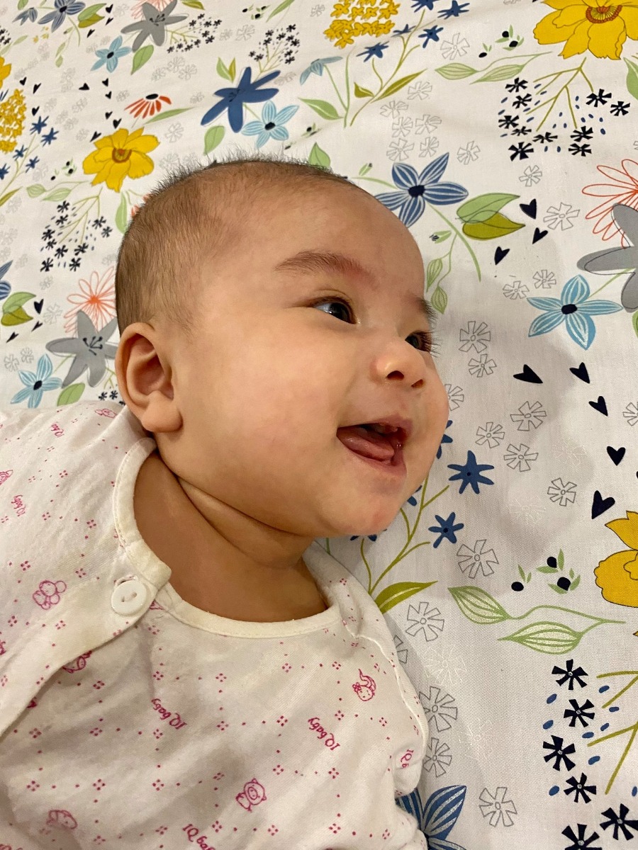 Không có gì ngoài điều kiện. Rượu - Bia đầy đủ 🙂
Bé chơi các bài trên app hợp tác lắm các mẹ nhé