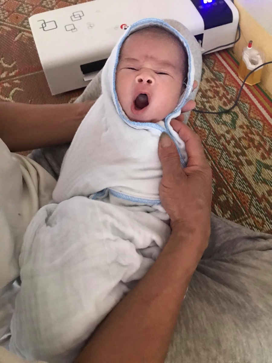 Kết quả của 1 năm yêu nhau các bác ạ. 
Ai rồi cũng phải dọn c*t su thôi🥰🥰🥰