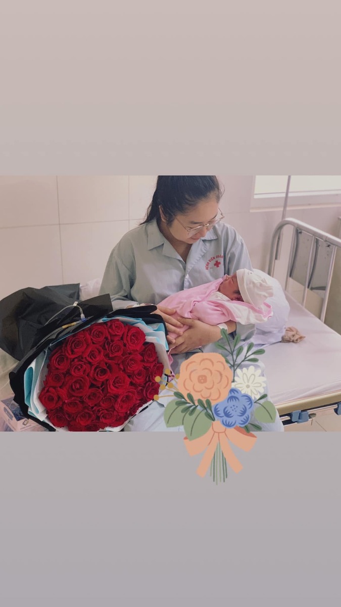 Thành quả sau 14 tháng bên nhau của vợ chồng em cả nhà chúc mừng em đi ạ 🥰🥰🥰🥰