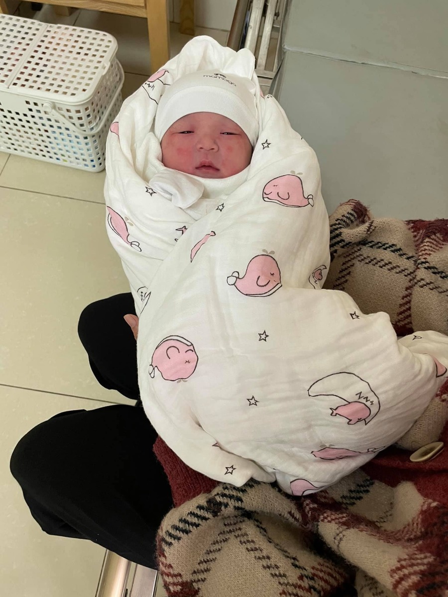 Thành quả sau 14 tháng bên nhau của vợ chồng em cả nhà chúc mừng em đi ạ 🥰🥰🥰🥰