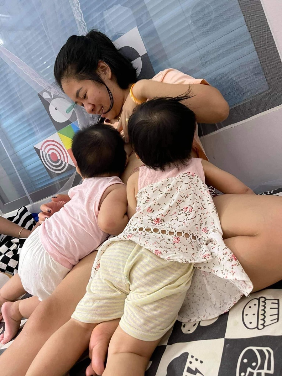 Vợ em, con em và cả cháu em.
10h đêm còn chưa tới lượt mình 🙄