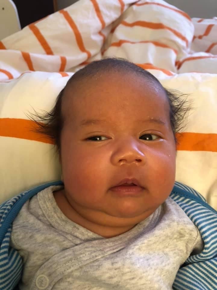 Nhà tôi ba đời công nhân viên chức, đến đời tôi được phong hàm giáo sư...chỉ vì quá tếu 😝🤣

Nguồn: mẹ Hà Dê
