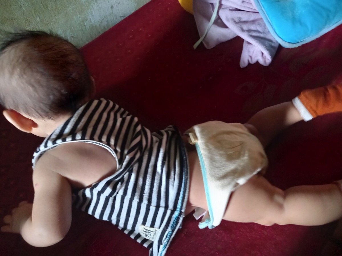 Cột móc 2m21d  ngày của bé uyên thư(mun) lưu lại sau này xem lại.