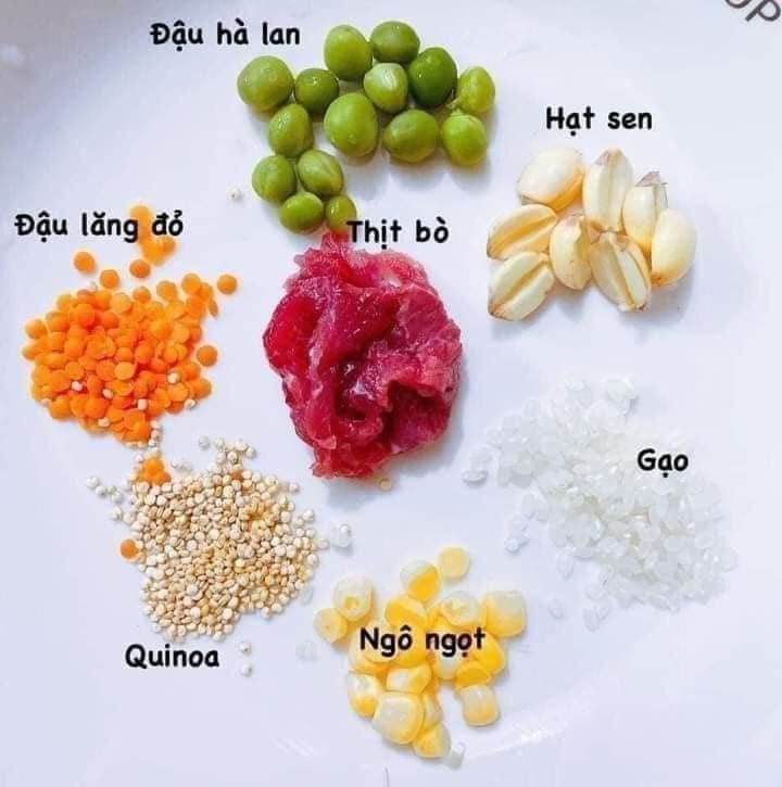 Gửi các mẹ một số công thức nấu cháo ngon bổ dưỡng cho con nhờ bổ sung thêm các hạt dinh dưỡng. 

Trên app còn nhiều công thức lắm, các mẹ xem tại đây: https://mamibabi.com.vn/thuc-don-an-dam?type=3

Các mẹ thay đổi cho bữa ăn của con thêm đa dạng phong phú nhé. 
HẠT HỮU CƠ ĂN DẶM CHO BÉ
🌰 Các loại hạt hữu cơ dùng để nấu cháo, soup, làm sữa hạt cho bé ăn dặm 🌰
👉 Mẹ nào có con đang trong độ tuổi ăn dặm mà bỏ qua các loại hạt này là một thiếu sót rất lớn đó.
💖 Mỗi loại hạt mang 1 sứ mệnh khác nhau, 1 công dụng khác nhau.
- Hạt diêm mạch ( hay còn gọi là hạt Quinoa ) - Markal
- Hạt kê vàng hữu cơ Markal
- Đậu Hà Lan hữu cơ Markal
- Đậu gà hữu cơ Markal
- Đậu lăng đỏ hữu cơ Markal
👉 Mẹ ngâm các loại hạt, đậu trước khi chế biến nhé :
- Đậu gà, đậu lăng đỏ, đậu Hà Lan cần ngâm 12 giờ trước khi chế biến
- Hạt kê vàng ngâm 8 giờ
- Hạt diêm mạch ( Quinoa ) ngâm 4 giờ
- hạt chia không cần ngâm trước.