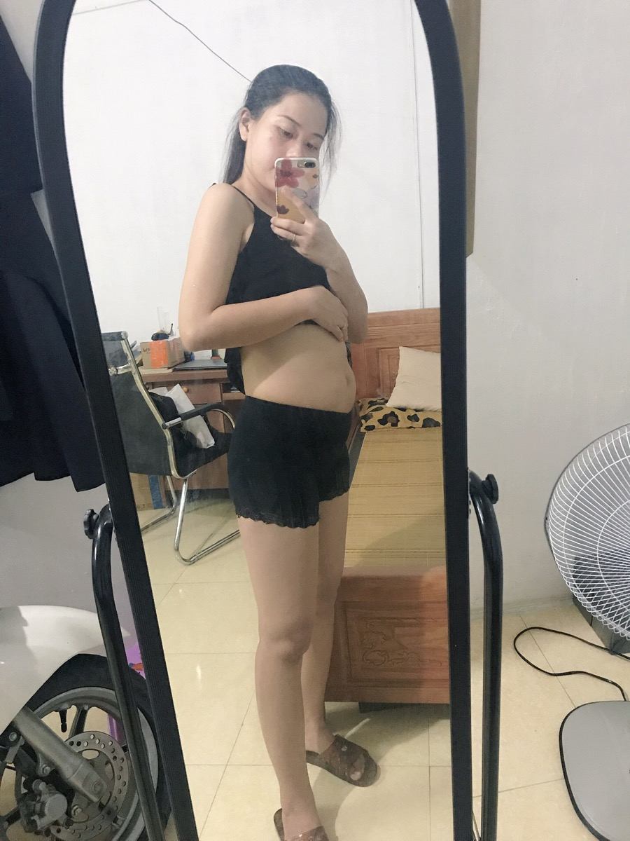 Con được 16w đây ạ. Chỉ mong sao con phát triển tốt, khoẻ mạnh ❤️❤️ Em đi đo huyết áp bác sĩ bảo huyết áp cao, về hạn chế ăn đồ ngọt, ăn cơm lại. Em cũng không ăn nhiều đâu ạ :(