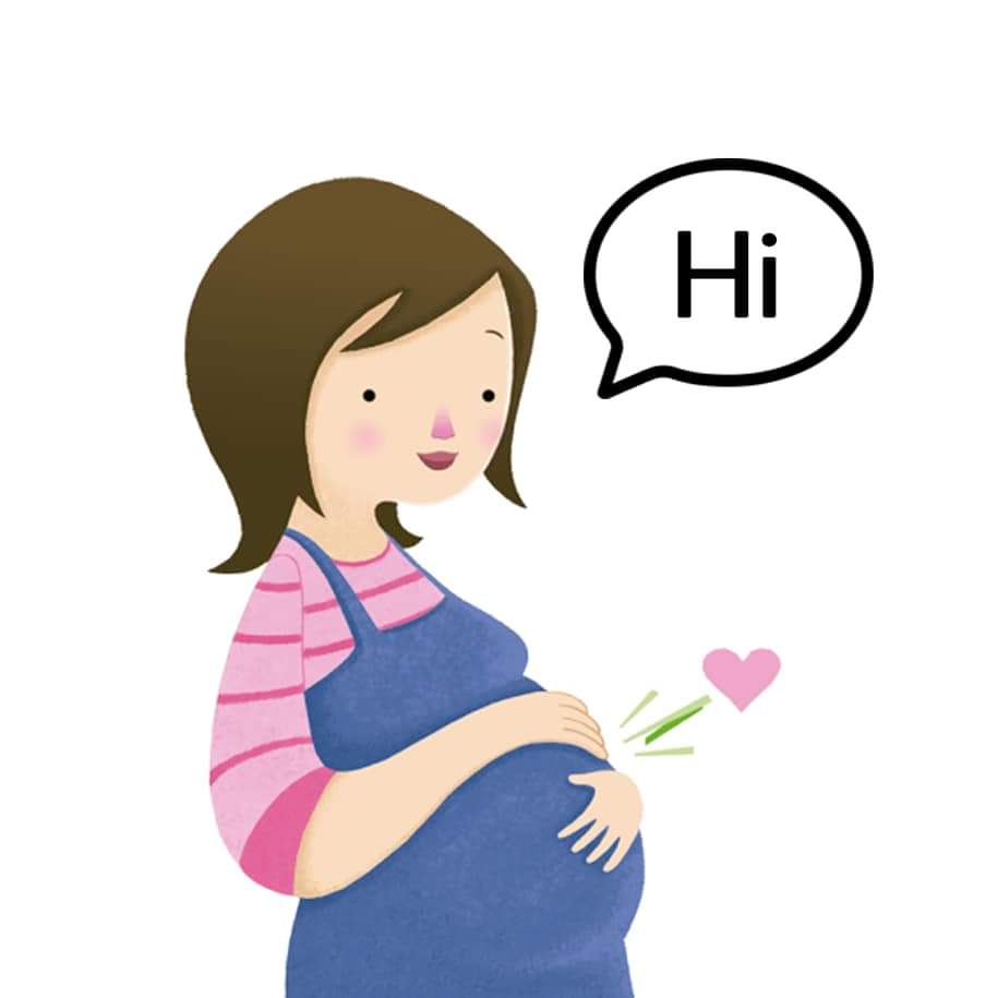 Mẹ mang bầu nhiễm vi-rút SARS-CoV-2 có lây cho em bé không?

(Thông tin khoa học được tham khảo từ bài phỏng vấn của thầy PGS.TS Trần Danh Cường - Giám đốc BV Phụ sản TW)

SARS-CoV-2 là mối lo của toàn nhân loại, người khỏe mạnh bình thường cũng phải dè chừng với nó huống gì những đối tượng đặc biệt như người già yếu, bệnh nền và đặc biệt là phụ nữ có thai thì sự cẩn trọng phải được nâng lên gấp mấy lần. 

Thật ra sự lo lắng cho mẹ bầu khi quyết định tiêm vắc-xin ngừa COVID-19 hoặc khi có nguy cơ lây nhiễm SARS-CoV-2  phần lớn là lo cho đứa con của mình. Khi bắt đầu mang thiên chức người mẹ thì khi ấy em sẽ không bao giờ dễ dãi trong việc quyết định bất cứ thứ gì. Em phải suy nghĩ 2 lần trước khi hành động, một lần cho em và một lần cho sinh linh đang lớn dần lên trong cơ thể em. 

Một tin rất vui là các nghiên cứu trên thế giới hiện nay đã lấy mẫu nước ối, máu tĩnh mạch rốn, dịch họng của mẹ, giải phẫu bệnh học của bánh rau đều không phát hiện có vi-rút SARS-CoV-2. Đồng nghĩa rằng “buồng ối” – món quà mẹ dành cho con thật sự an toàn trước sự xâm lăng của SARS-CoV-2.
￼

Trong 12 tuần đầu khi mang thai thì theo quy luật chung, tuần hoàn từ mẹ - con ít và giả sử nếu lây nhiễm xảy ra thì nguy cơ rất cao gây ra bất thường ở thai vì tại thời điểm 12 tuần tuổi, thai nhi còn rất nhỏ, có chiều dài khoảng 4 – 8 cm tính từ đỉnh đầu đến đầu mông, và chỉ nặng khoảng 10g, nhưng lại có sự phát triển vượt bậc tại thời điểm này. Các bộ phận quan trọng nhất của cơ thể như đầu, tim, gan, thận... đã hoàn thành. 

Từ tuần thứ 13 trở đi thì khả năng lây nhiễm giữa mẹ và con (nếu có) sẽ lớn, nhưng nguy cơ gây dị dạng thai nhi thấp vì lúc này các cơ quan quan trọng của thai nhi đã hình thành. Nói cách khác là các con đã khá cứng cáp trong bụng mẹ để bắt đầu tiếp đón những vị khách không mời.

Và điều quan trọng then chốt là vi-rút SARS-CoV-2 không qua nhau thai nên nếu mẹ có nhiễm bệnh thì vi-rút cũng không vào thai nhi.

Đến đây thì chúng mình cơ bản hiểu vì sao Bộ Y tế đã rất thận trọng trong việc chọn mốc 13 tuần để khuyến cáo phụ nữ mang thai tiêm vắc-xin ngừa COVID-19. Lợi ích của tiêm vắc-xin cho phụ nữ mang thai đủ điều kiện cao gấp nhiều so với những rủi ro.

Một điều tuyệt vời nữa là tuy vi-rút SARS-CoV-2 không thể đi qua nhau thai nhưng Kháng thể thì có nên khi tiêm cho phụ nữ có thai thì kháng thể của mẹ sẽ truyền qua cho bé và bảo vệ em bé những tháng đầu sau khi sinh trước yếu tố nguy cơ lây nhiễm xung quanh.

Ngày mai đã sang một tháng mới và chỉ còn 122 ngày nữa là hết năm 2021 đầy biến động. Mở tiktok, facebook lên sẽ thấy người ta còn rất bận rộn với ảo vọng, nhục dục, thị phi, sao kê, bóc phốt... xa hơn nữa là dịch bệnh, đói nghèo, chiến tranh.   

Rất ít người có thể nhìn thành công của bạn bằng sự phấn khởi và hạnh phúc trọn vẹn, thuần khiết nhất. Số ít người đó (nếu không muốn nói là duy nhất) luôn có Bố và Mẹ. Và hôm nay một số bạn gái đọc những dòng này cũng sắp làm mẹ và bắt đầu những nỗi lo cho con mình, trong đó có nỗi lo về dịch bệnh. Mong rằng bài viết này giúp ích được cho mọi người.

Kính chúc chúng ta đủ dũng cảm và được bình an trên con đường phía trước.

Nguồn: Nguyen Khanh