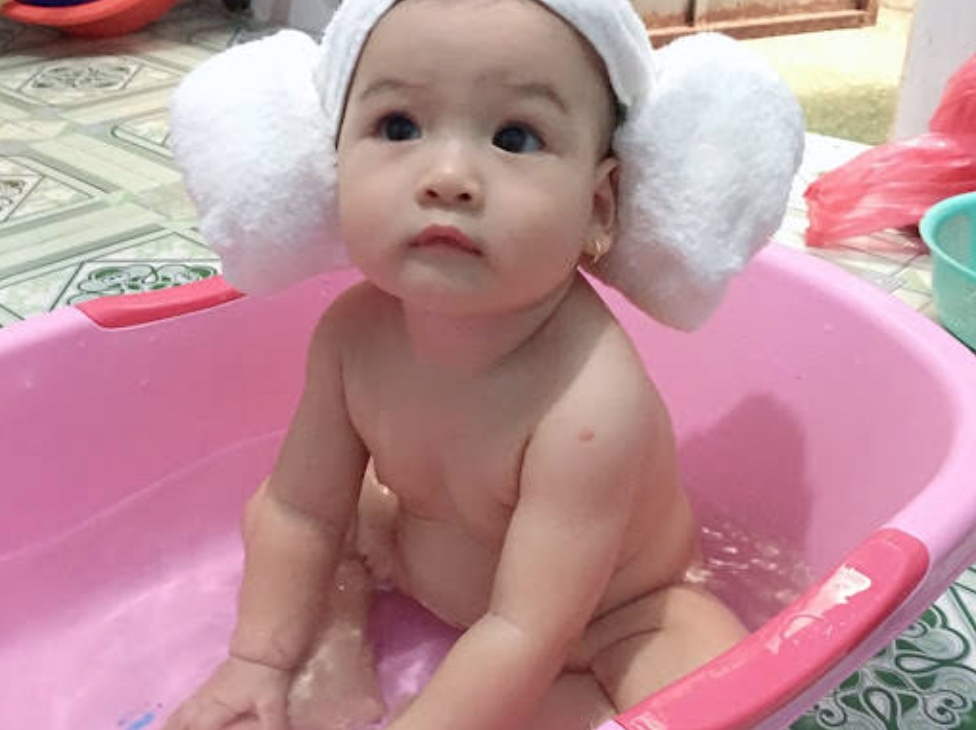 Chuột tháng 12 của mấy m sao rồi nek. Chuột nhà mình chưa răng, đc cái cho tập mấy bài bò trên app nên sắp bò đc r hjhj. Được cái trộm vía ăn ngủ tốt.