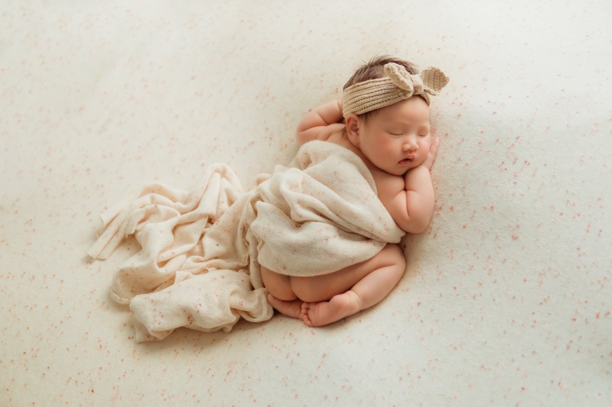 SINH CON ĐỦ THÁNG LÀ BAO NHIÊU TUẦN? BÍ QUYẾT SINH CON ĐỦ THÁNG LÀ GÌ?

Tuần nào cũng vậy, Mamibabi nhận được rất nhiều câu hỏi liên quan đến việc sinh con đủ tháng như: Sinh con đủ tháng là bao nhiêu tuần, muốn sinh con đủ ngày đủ tháng cần làm gì, bí quyết sinh con đủ tháng, ăn gì để sinh con đủ tháng, sinh con có đủ 9 tháng 10 ngày không…

Sinh con đủ tháng là một trong những vấn đề quan trọng nhất mẹ bầu cần quan tâm trong thai kỳ của mình. Trong bài viết dưới đây, Mamibabi đã giải đáp các thắc mắc của nhiều mẹ như:

- Bầu 9 tháng là bao nhiêu tuần?
- Mang thai con rạ bao nhiêu tuần thì sinh?
- Mang thai con so bao nhiêu tuần thì sinh?
- Muốn sinh sớm hơn ngày dự sinh có được không?
- Các mẹ sinh con so thường sinh vào tuần thứ mấy?
- Bí quyết sinh con đủ tháng

Mẹ có thể đọc bài viết chi tiết tại đây >>> https://mamibabi.com.vn/news/1285/sinh-con-du-thang-la-bao-nhieu-tuan-phai-lam-gi-de-sinh-con-du-thang

#sinhconduthang #sinh_con_đủ_tháng
#thaigiao #thai_giáo #thaigiáo #mangthai #babau