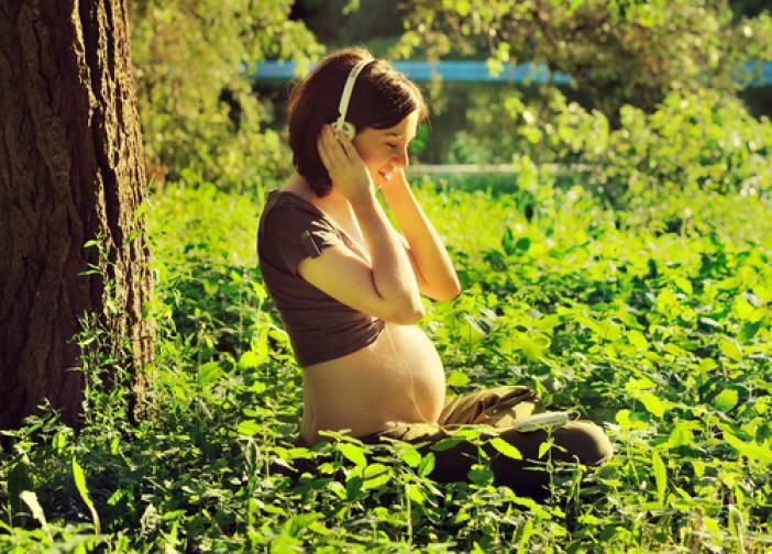 NHẠC THAI GIÁO 3 THÁNG ĐẦU: CÁCH NGHE AN TOÀN VÀ HIỆU QUẢ NHẤT 

Trong bài viết dưới đây Mamibabi sẽ chia sẻ những thông tin về nhạc thai giáo 3 tháng đầu được nhiều mẹ quan tâm nhất: 

- Nhạc thai giáo là gì
- Nghe nhạc thai giáo 3 tháng đầu ở đâu? 
- Album nhạc thai giáo 3 tháng đầu nổi bật
- Nhạc thai giáo 3 tháng đầu có tác dụng gì?
- Thời điểm tốt nhất cho thai nhi nghe nhạc thai giáo 3 tháng đầu là khi nào?
- Cách cho thai nhi nghe nhạc bằng điện thoại
- Những bài hát kích thích trí não thai nhi
- Cho thai nhi nghe nhạc gì để thông minh?
- 25 phút nghe nhạc thai giáo mỗi ngày giúp bé phát triển tốt nhất có đúng không? 
- 4 hiểu lầm về nhạc thai giáo cho 3 tháng đầu 

Chi tiết bài viết mẹ có thể xem tại >>> https://mamibabi.com.vn/news/1375/cach-nghe-nhac-thai-giao-3-thang-dau-an-toan-va-hieu-qua-nhat

#nhạc_thai_giáo_3_tháng_đầu
#nhacthaigiao3thangdau 
#thaigiao #thai_giáo #thaigiáo #mangthai #babau