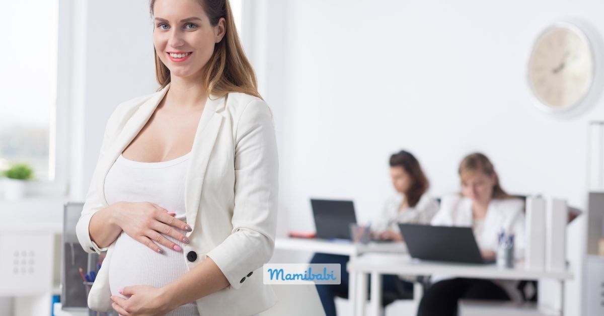 Thông báo về việc mang thai với cấp trên và đồng nghiệp