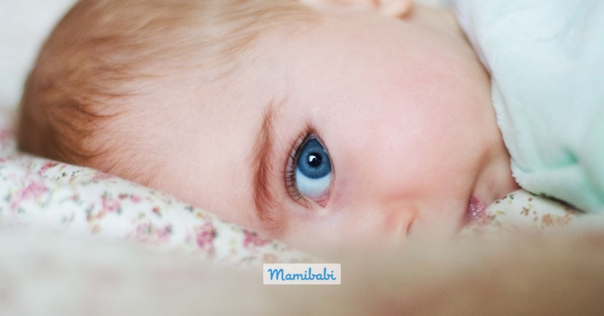 Chăm sóc mắt cho bé